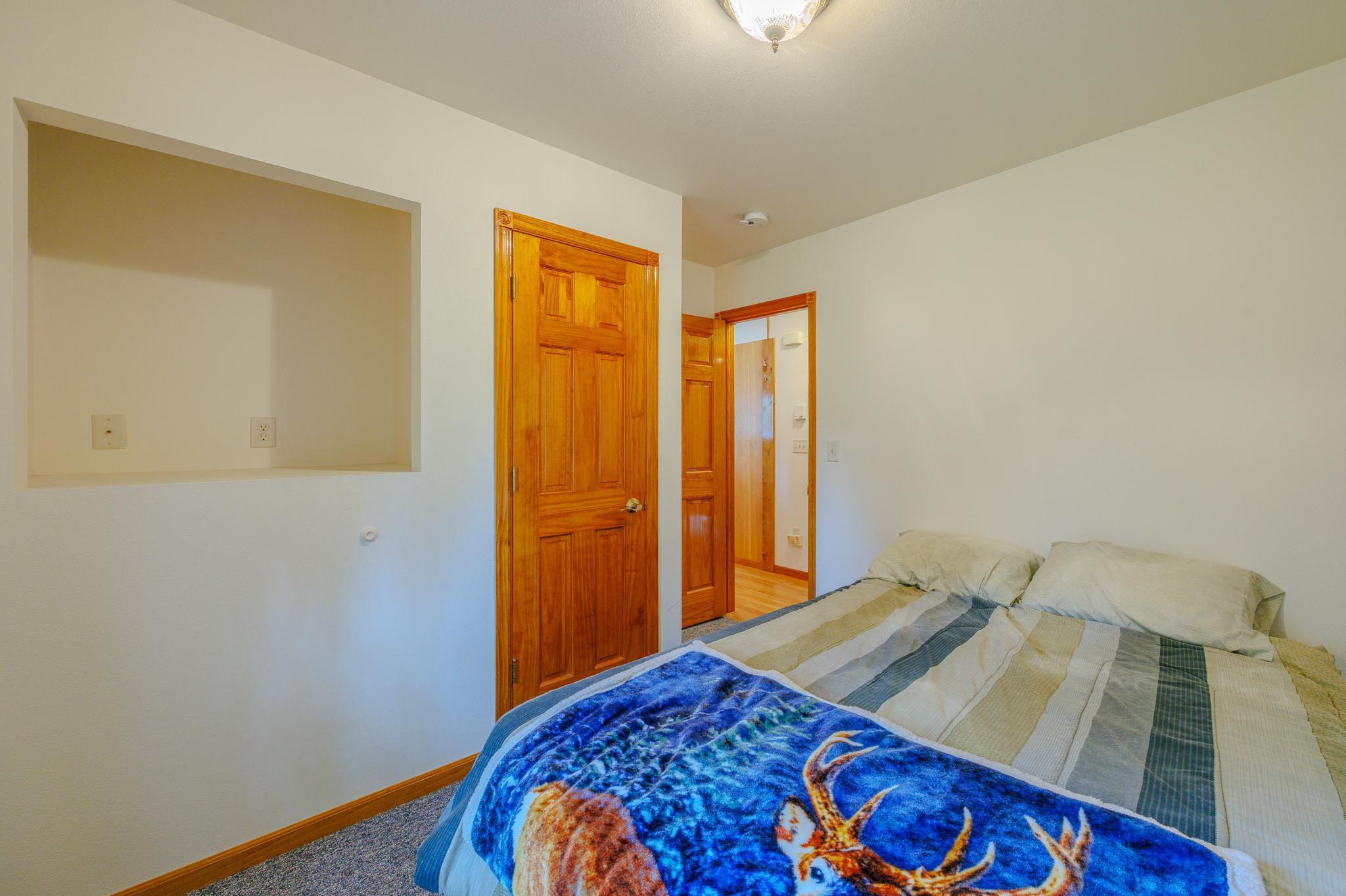 12946 390th Street Property Photo 18