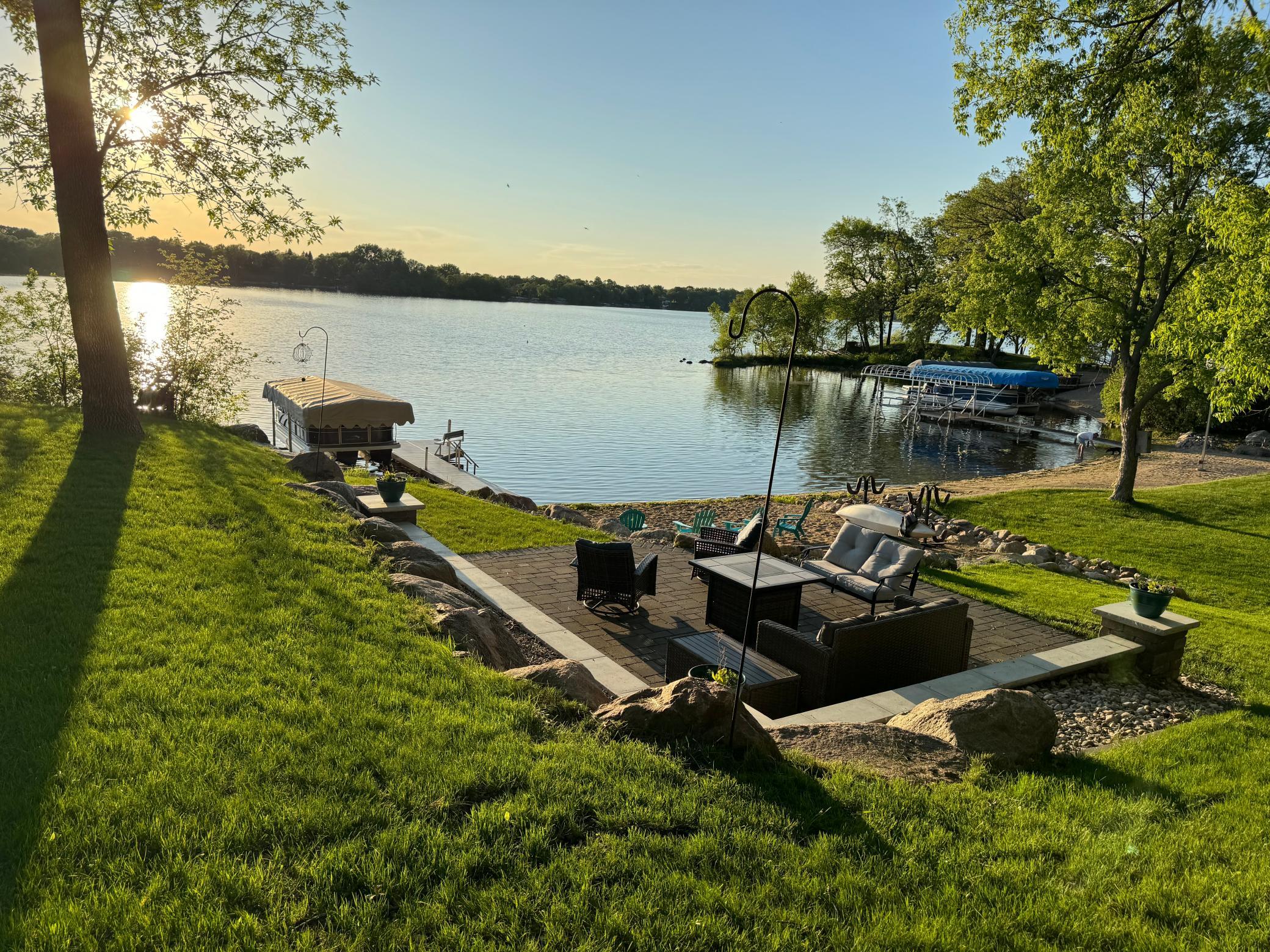 1409 Hoot Lake Drive Property Photo 5