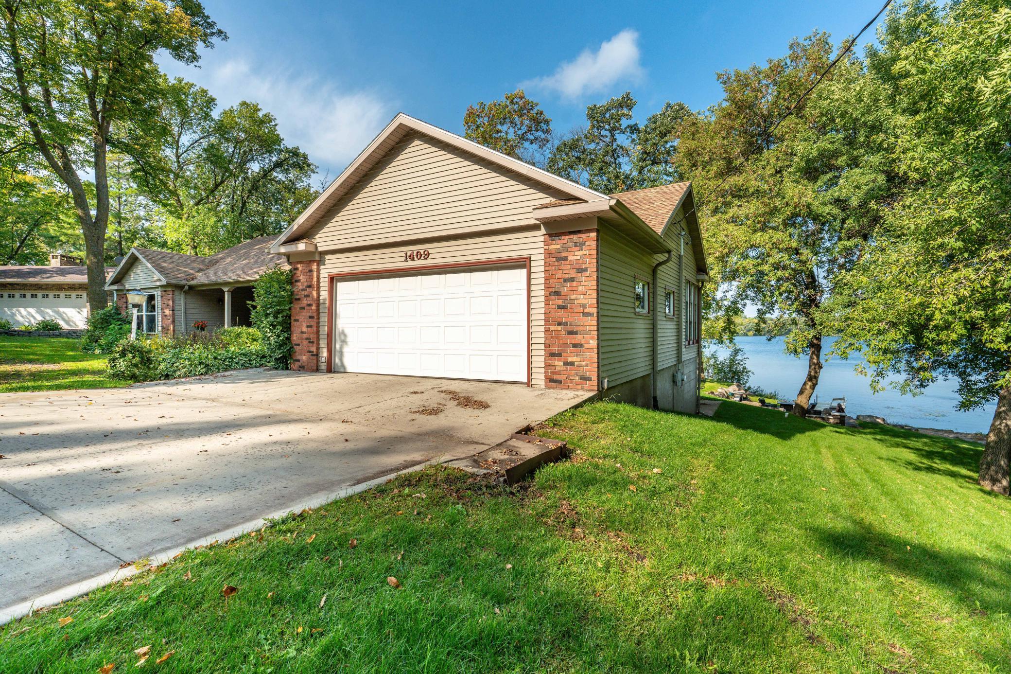 1409 Hoot Lake Drive Property Photo 13