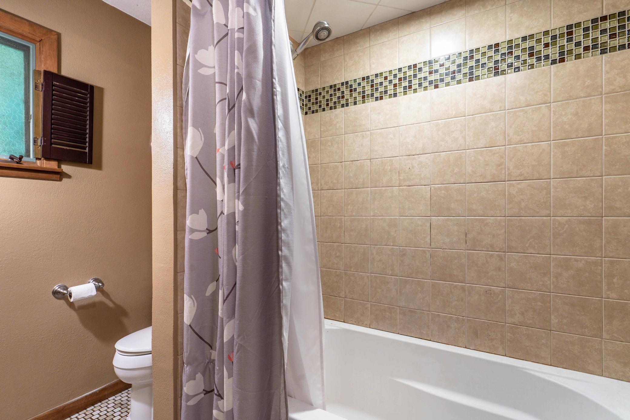 1409 Hoot Lake Drive Property Photo 40