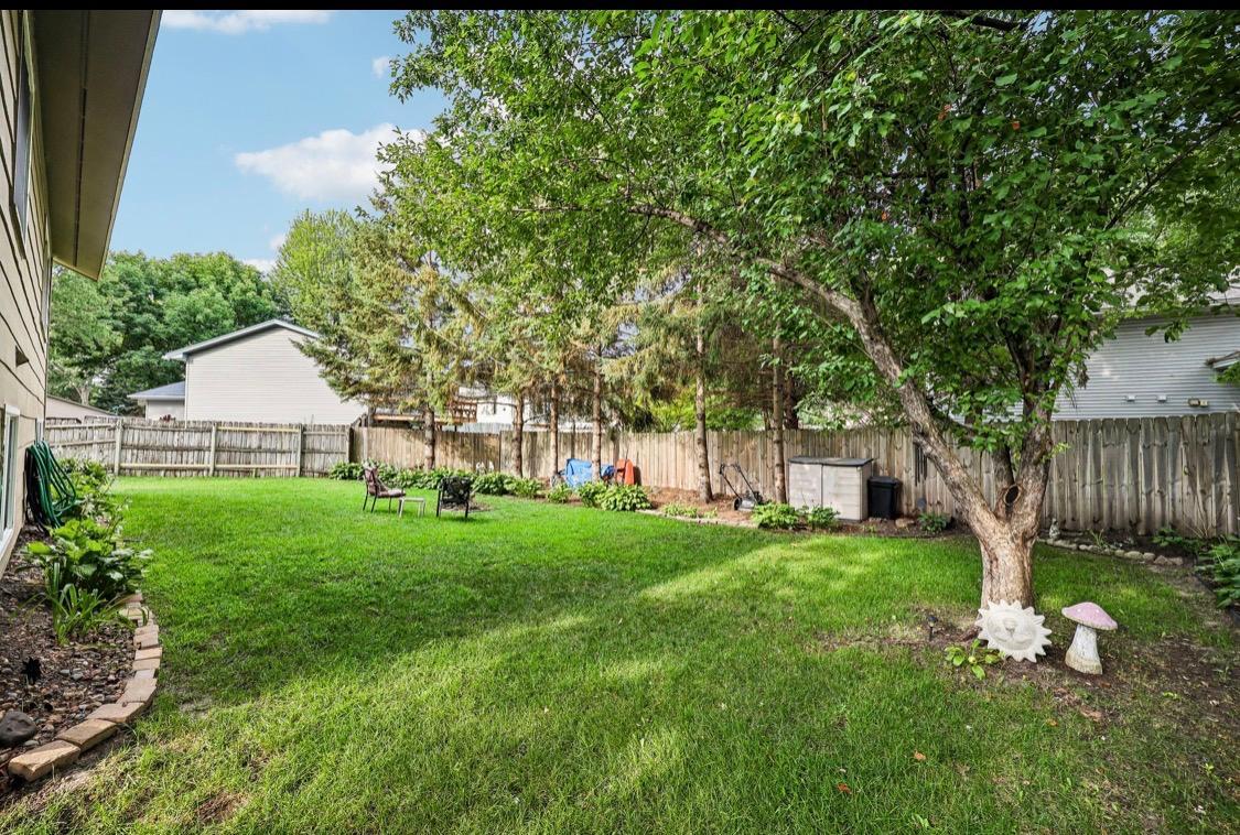 687 116th Lane Ne Property Photo 24