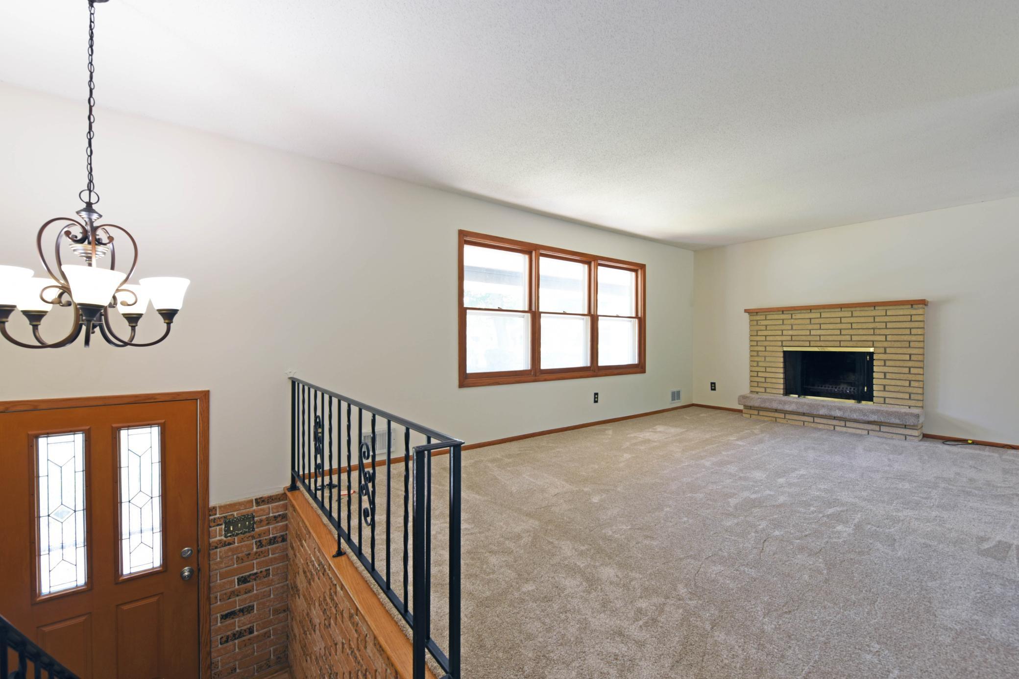 2226 Pleasant View Drive Property Photo 8