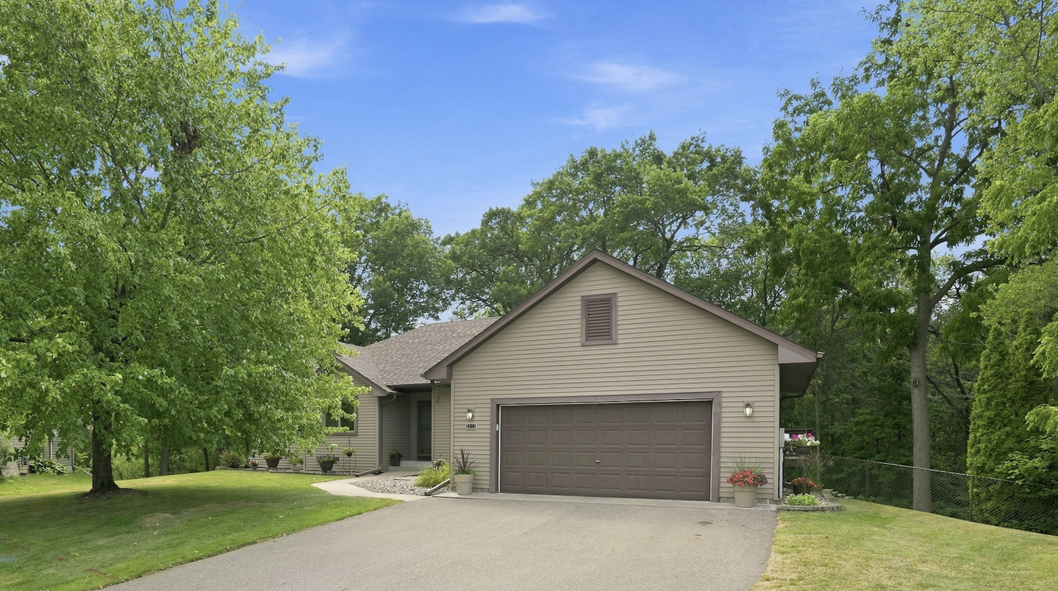 6973 4th Street Circle N Property Photo 1