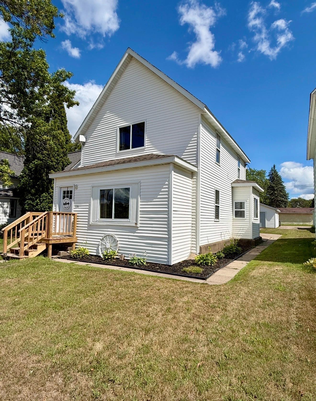 508 4th Street Ne Property Photo 1
