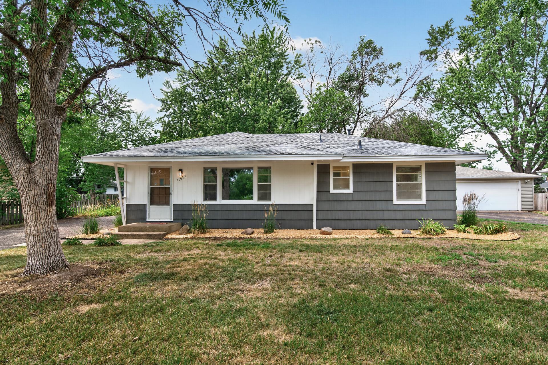 11672 N Heights Drive Nw Property Photo 3