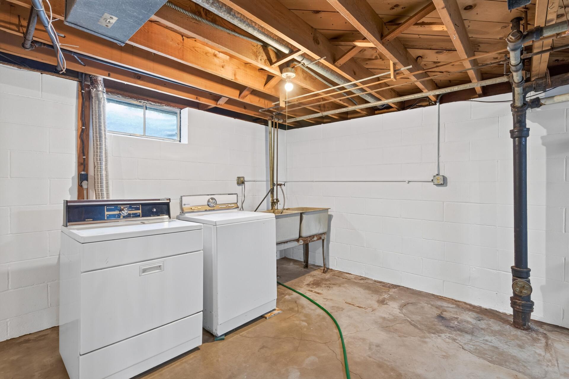 11672 N Heights Drive Nw Property Photo 18