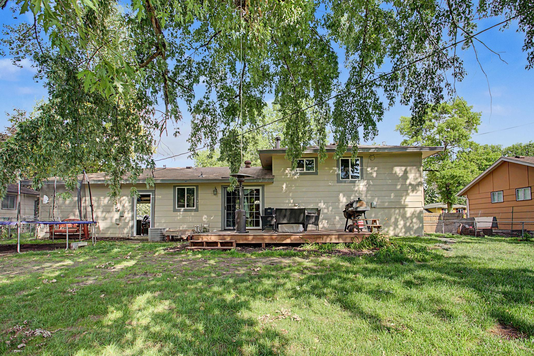 16653 Foliage Avenue W Property Photo 8