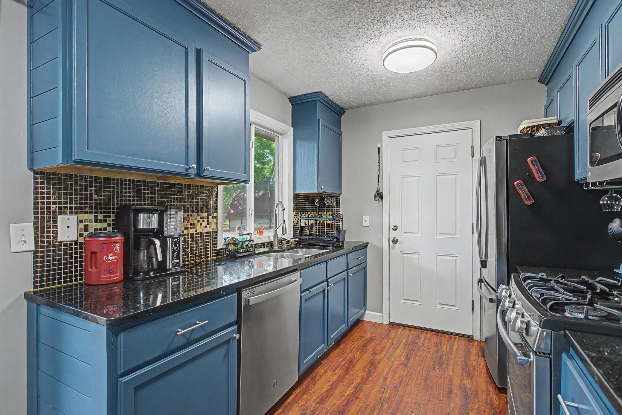 16653 Foliage Avenue W Property Photo 25