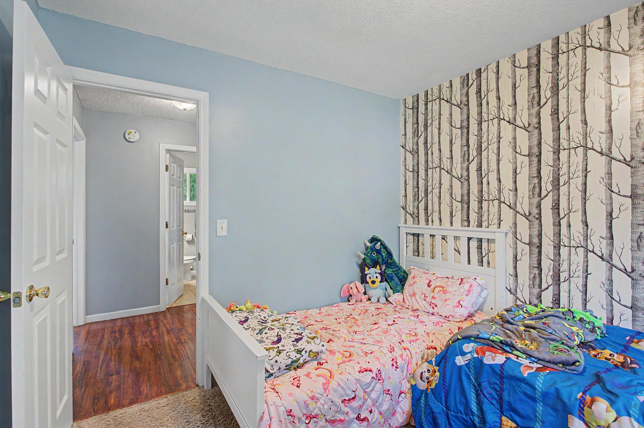 16653 Foliage Avenue W Property Photo 35