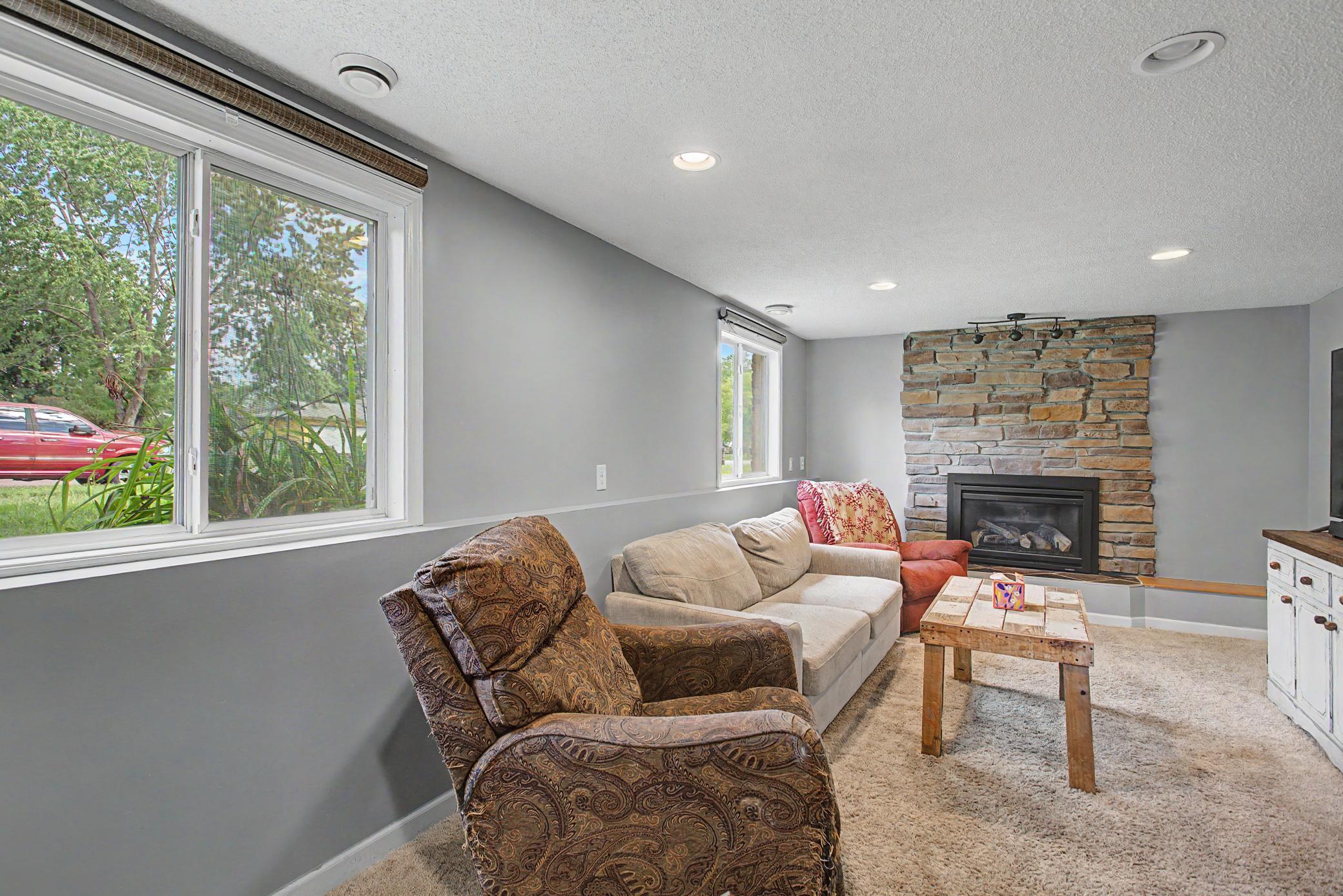 16653 Foliage Avenue W Property Photo 40