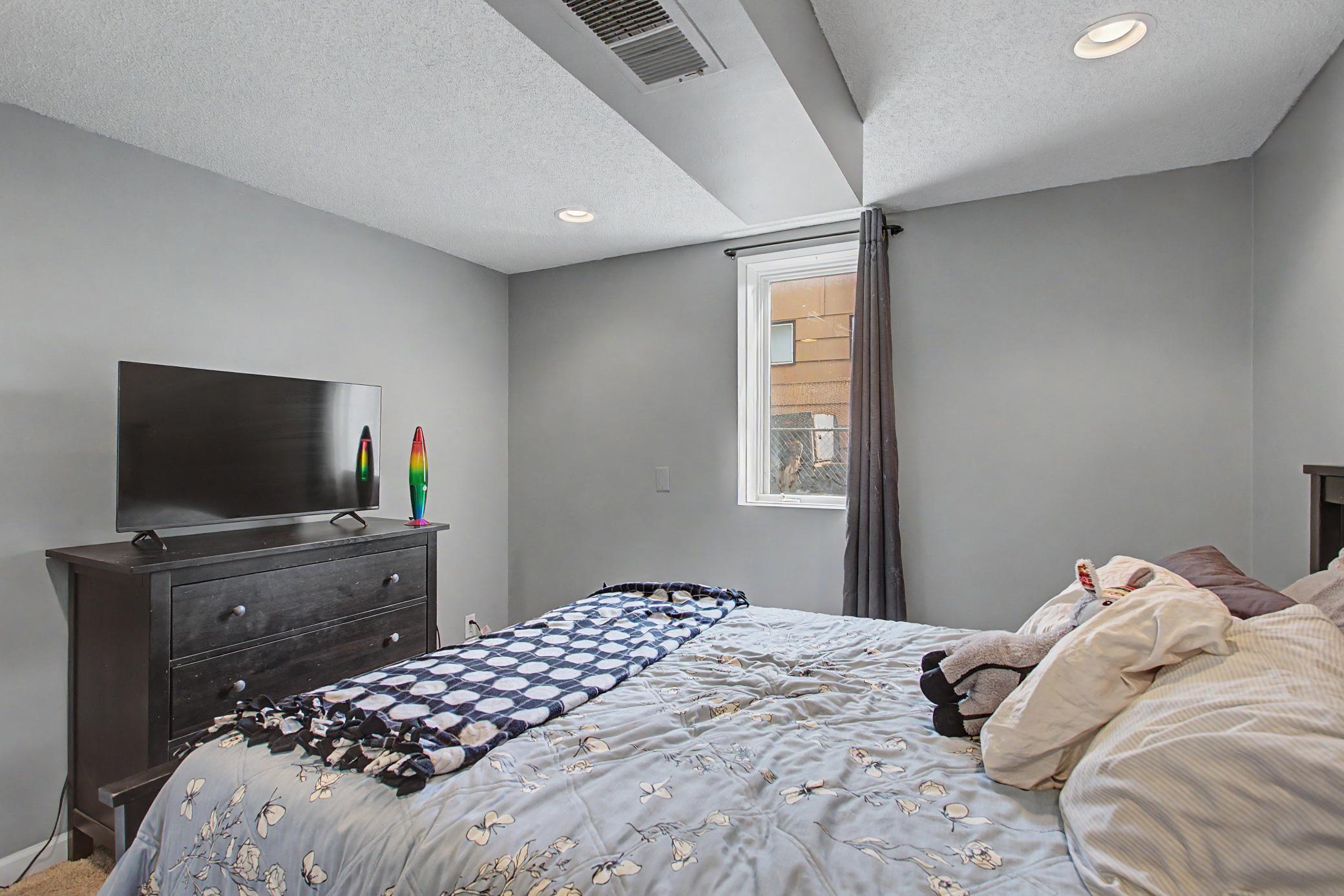 16653 Foliage Avenue W Property Photo 43