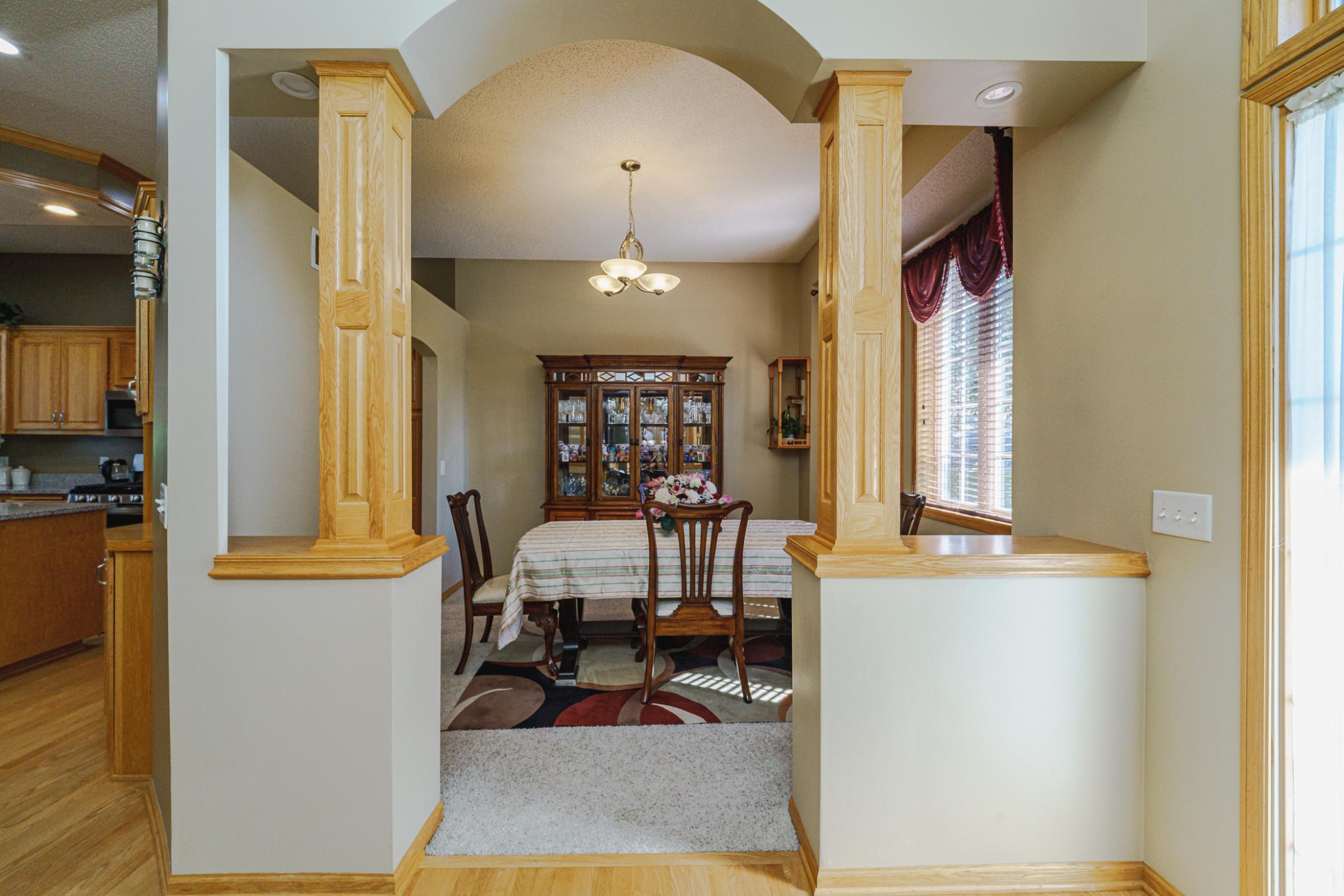 852 Bridle Creek Drive Property Photo 6