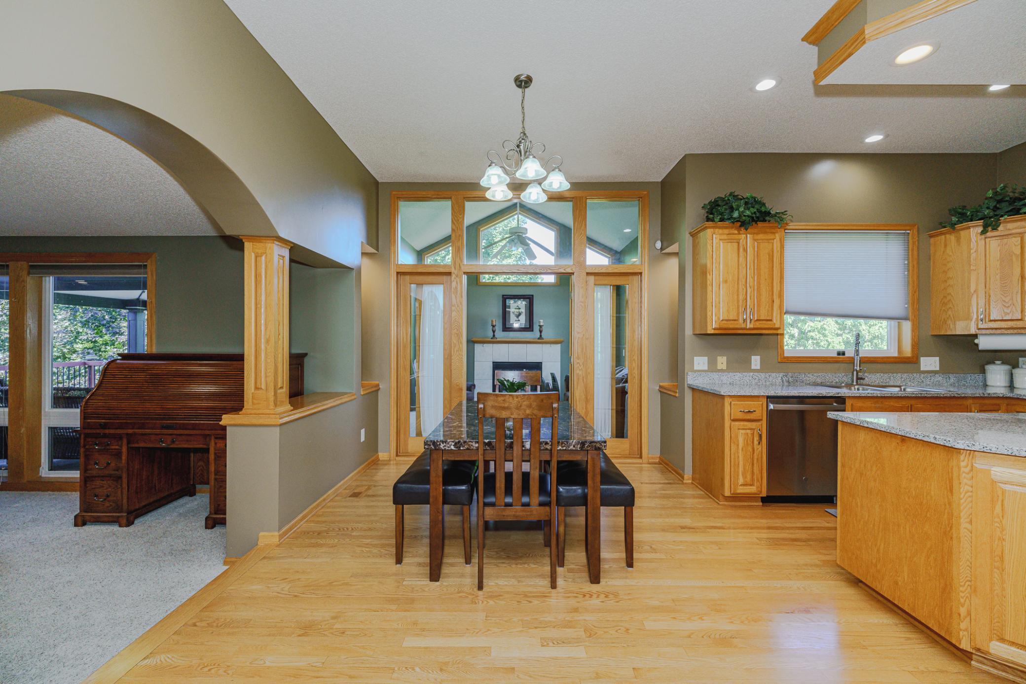 852 Bridle Creek Drive Property Photo 10