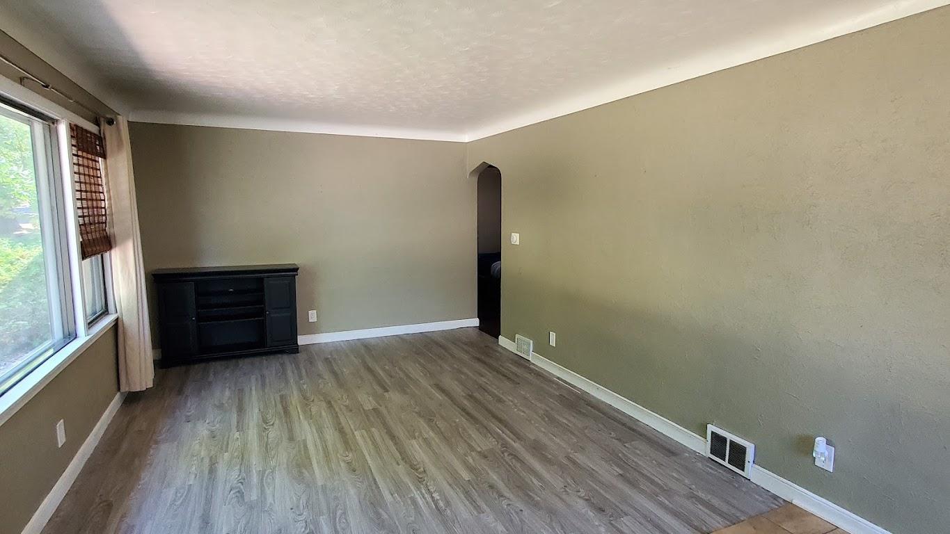 1696 Conway Street Property Photo 9