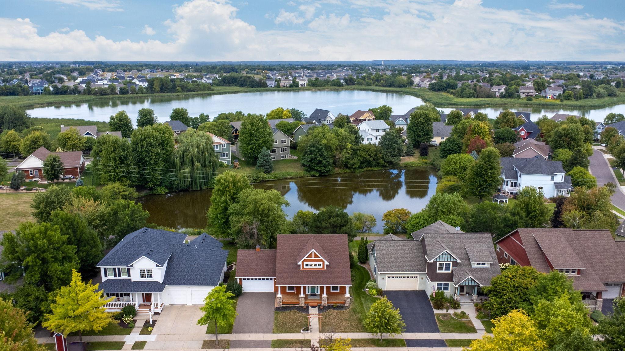 11662 Laketowne View Property Photo 1
