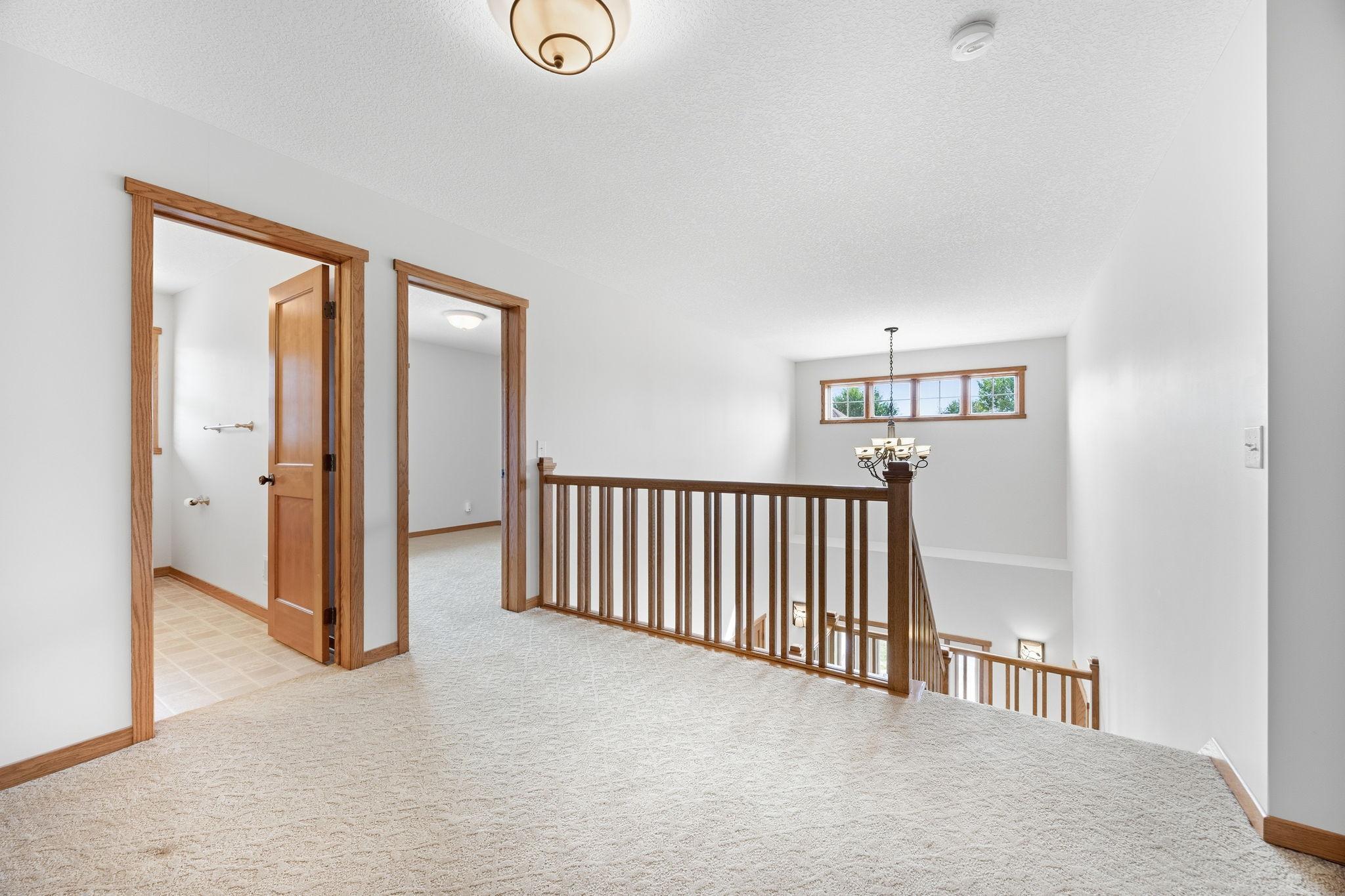 11662 Laketowne View Property Photo 24