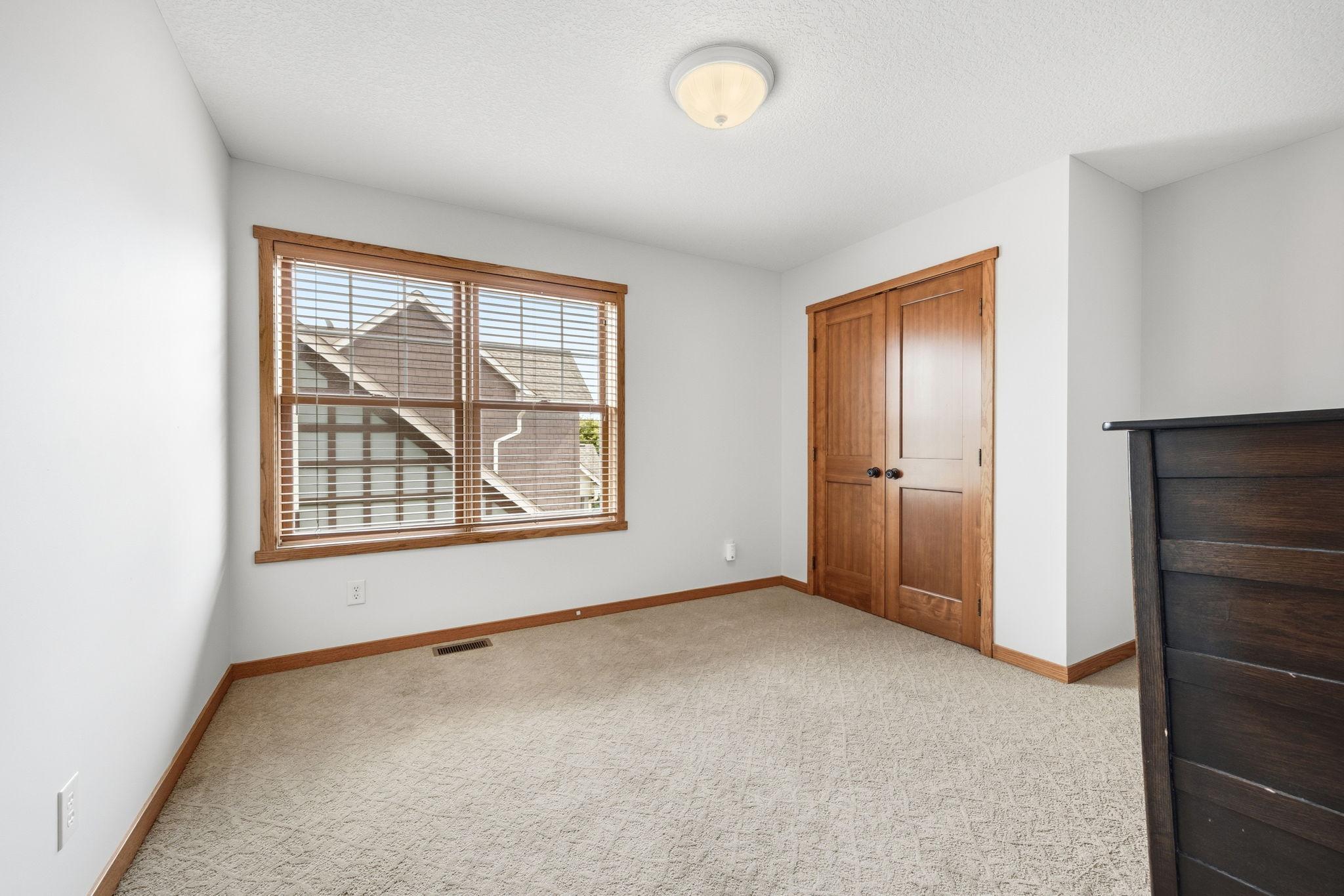 11662 Laketowne View Property Photo 25