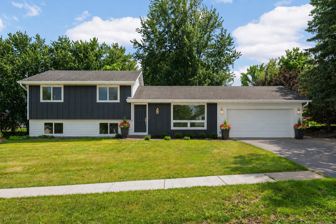 8090 159th Street W Property Photo 1