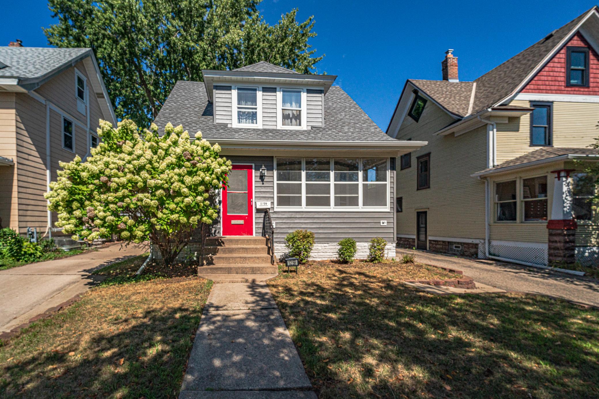 1259 Minnehaha Avenue W Property Photo 1