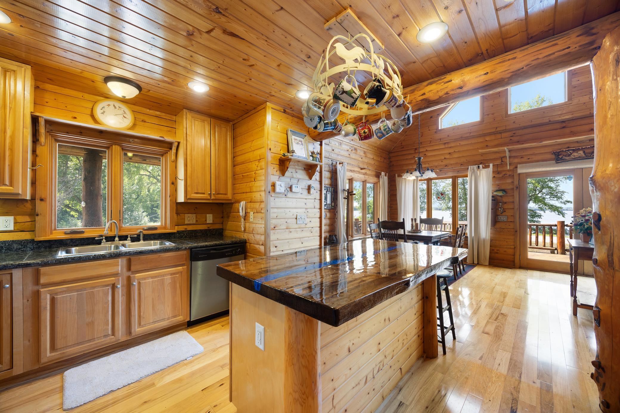 5962 County Road 7 Sw Property Photo 8