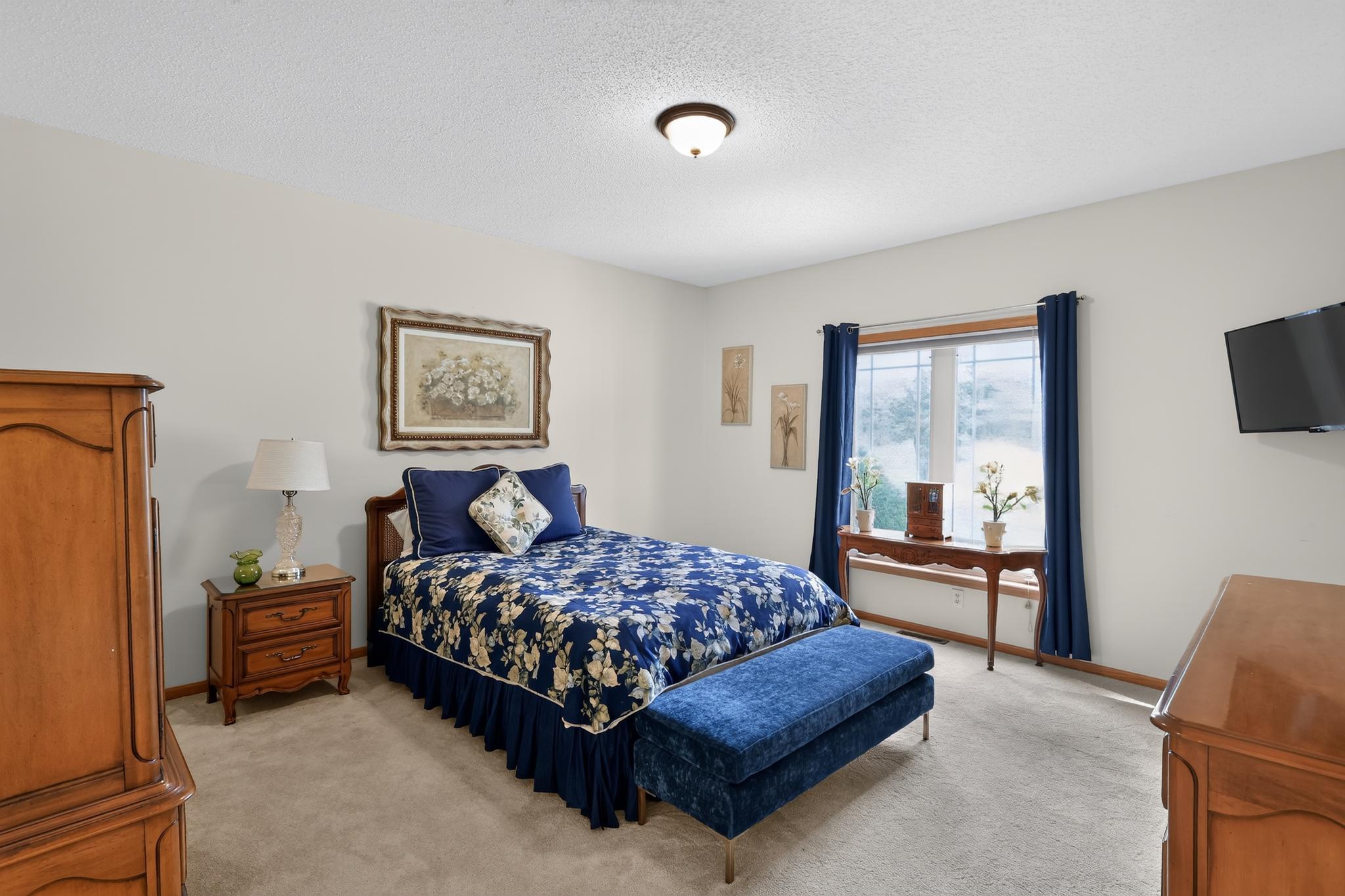 2703 Village Drive Property Photo 16