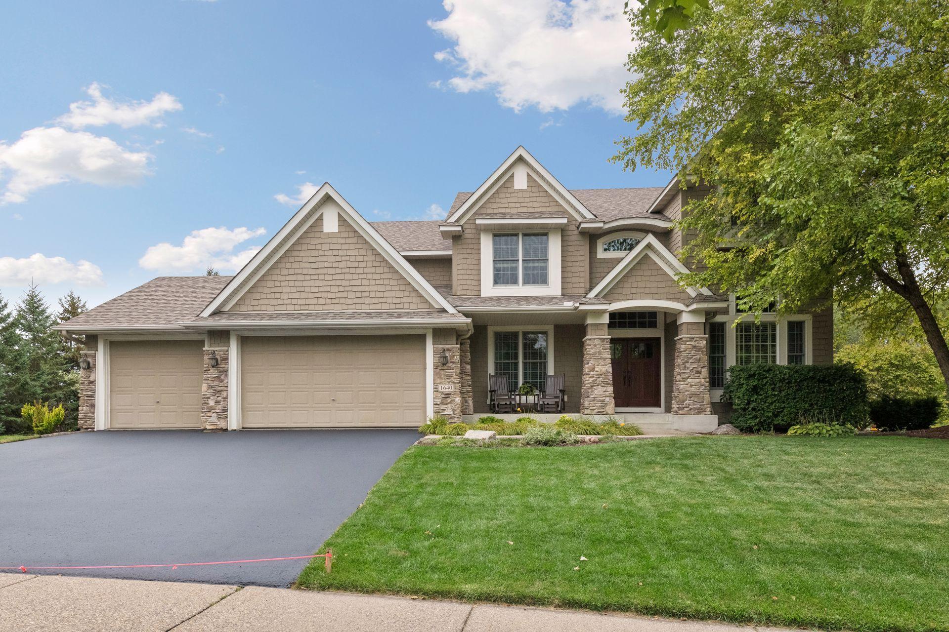 1640 Field Drive Property Photo 1