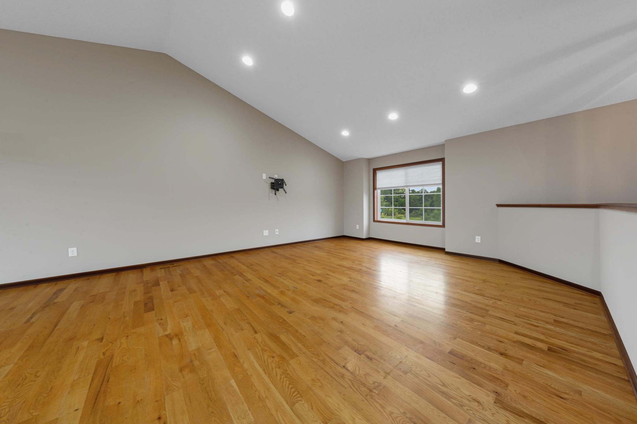 2401 Foxtail Lane Property Photo 13