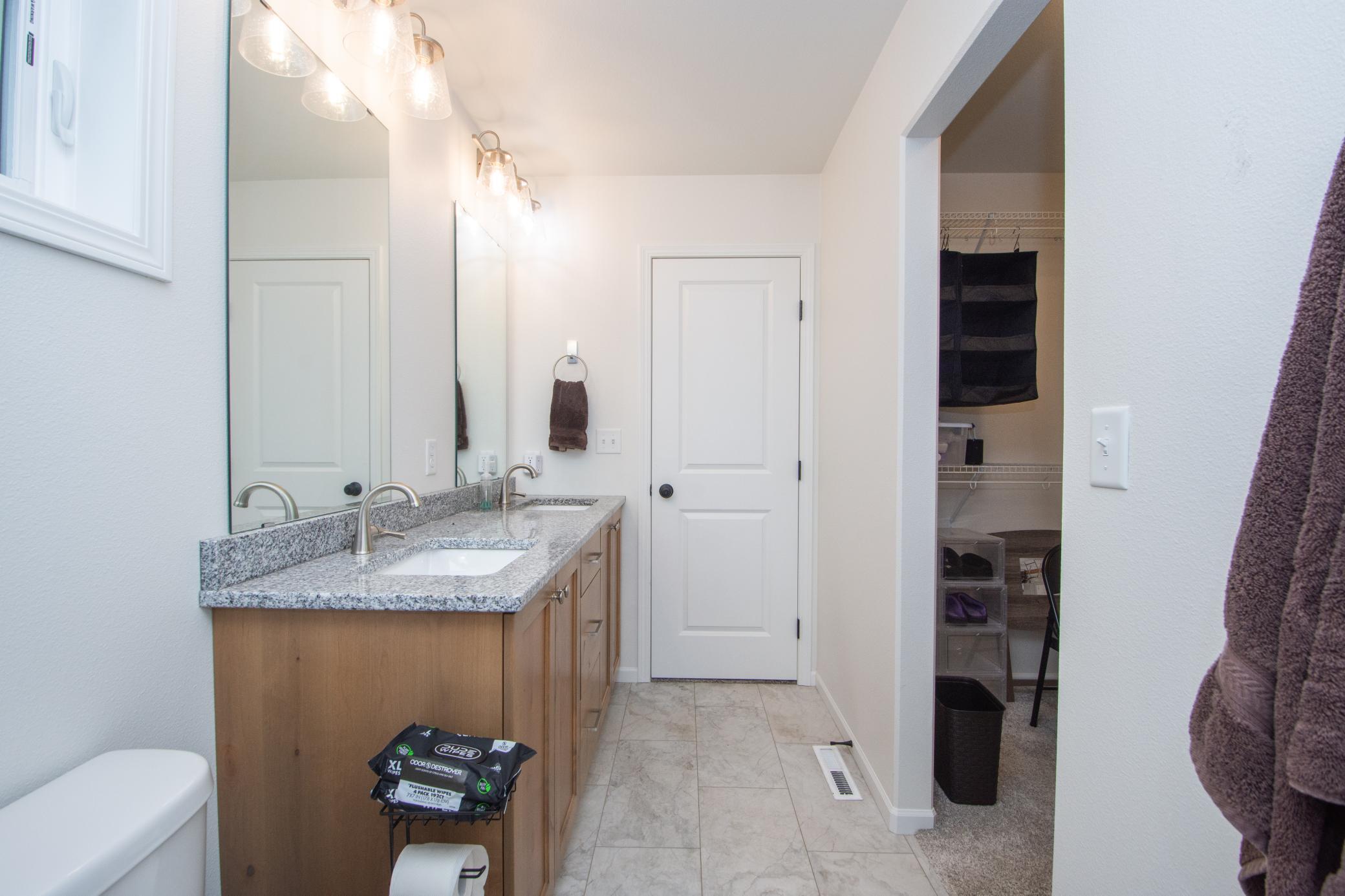 4871 Hampton Circle S Property Photo 24