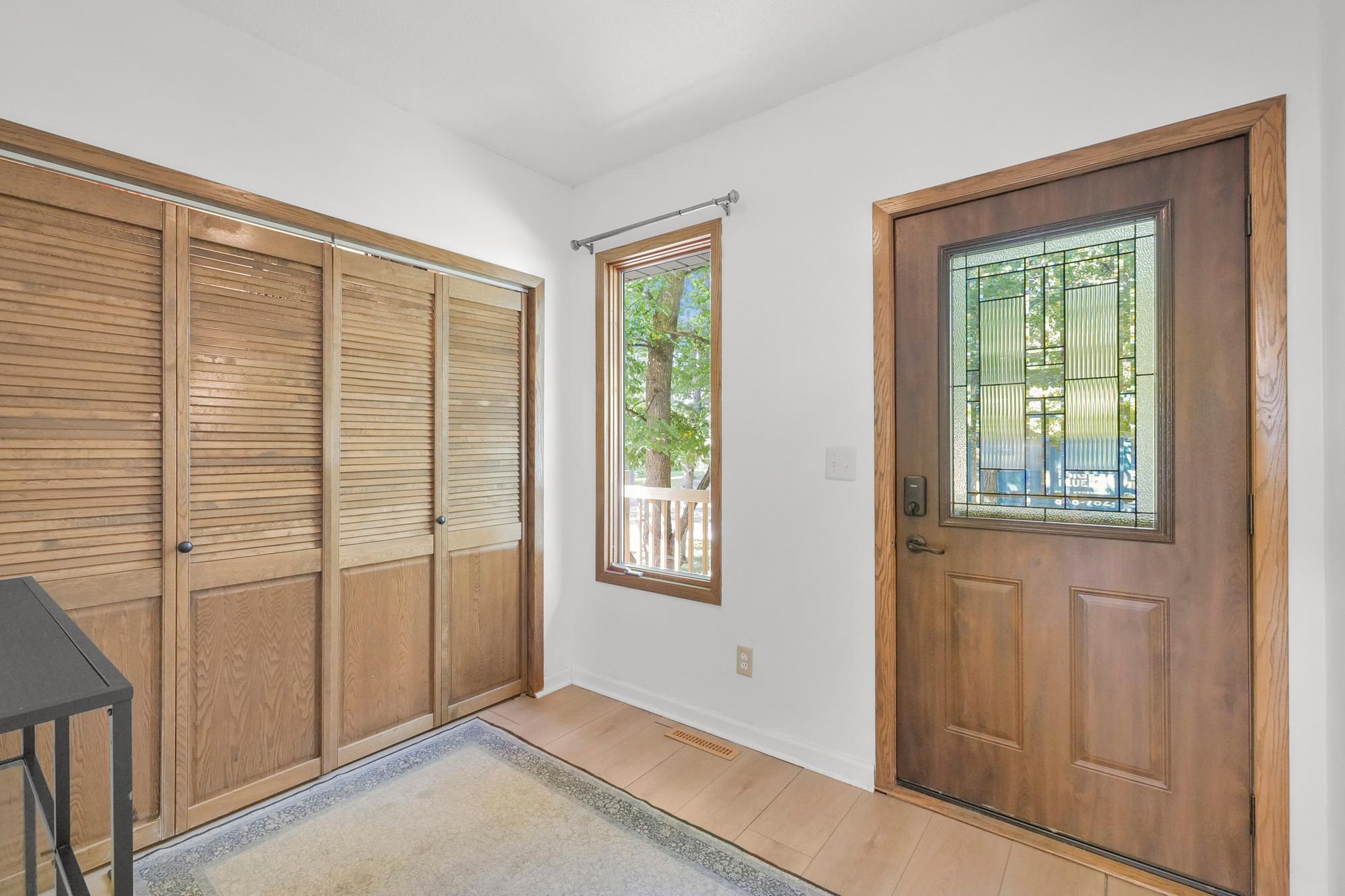 2022 22nd Avenue Ne Property Photo 6