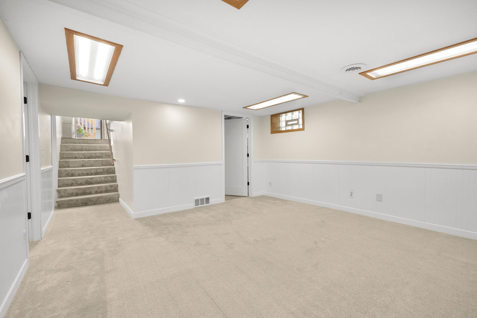 2022 22nd Avenue Ne Property Photo 35