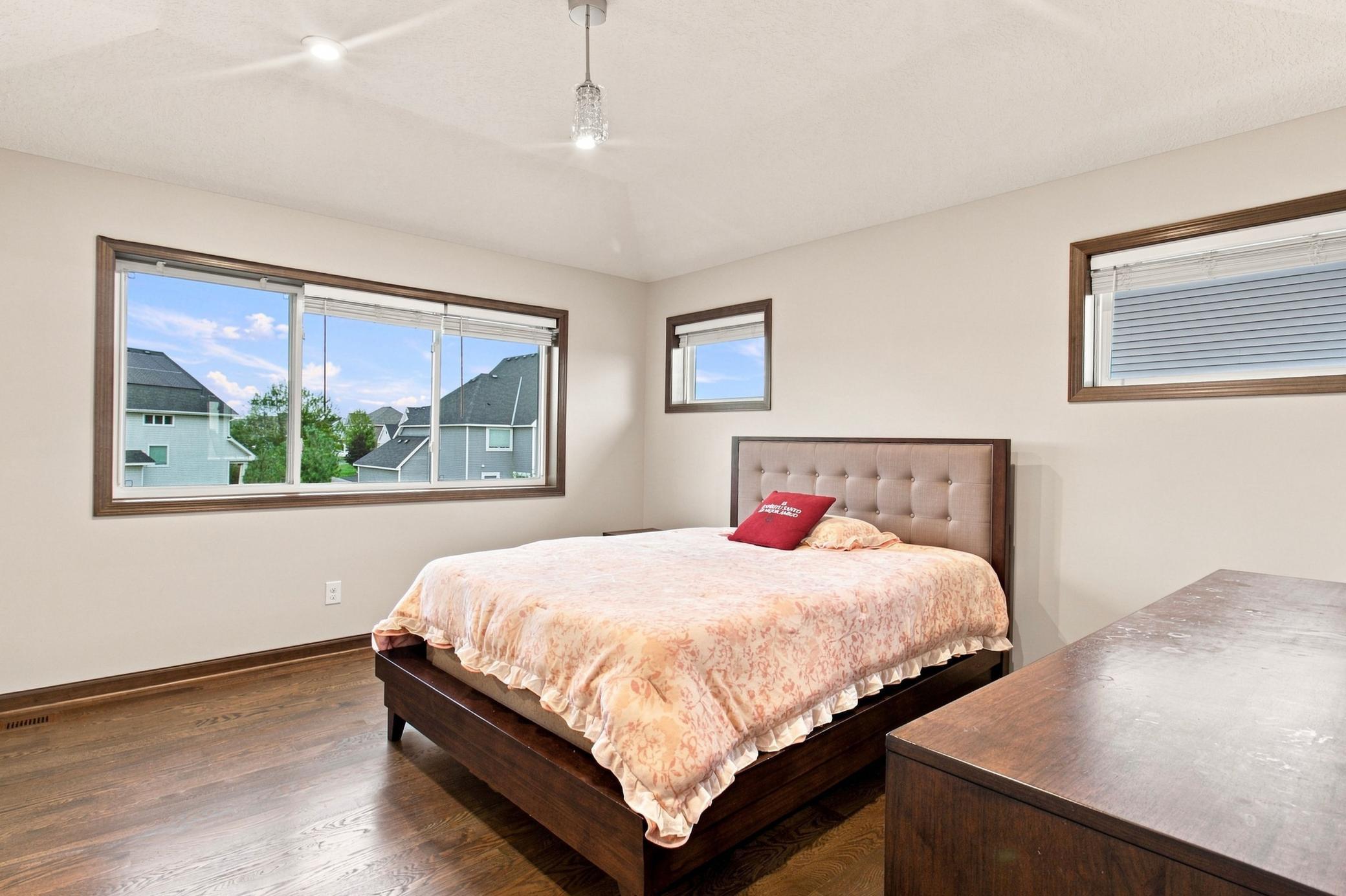5118 Suntide Pass Property Photo 9