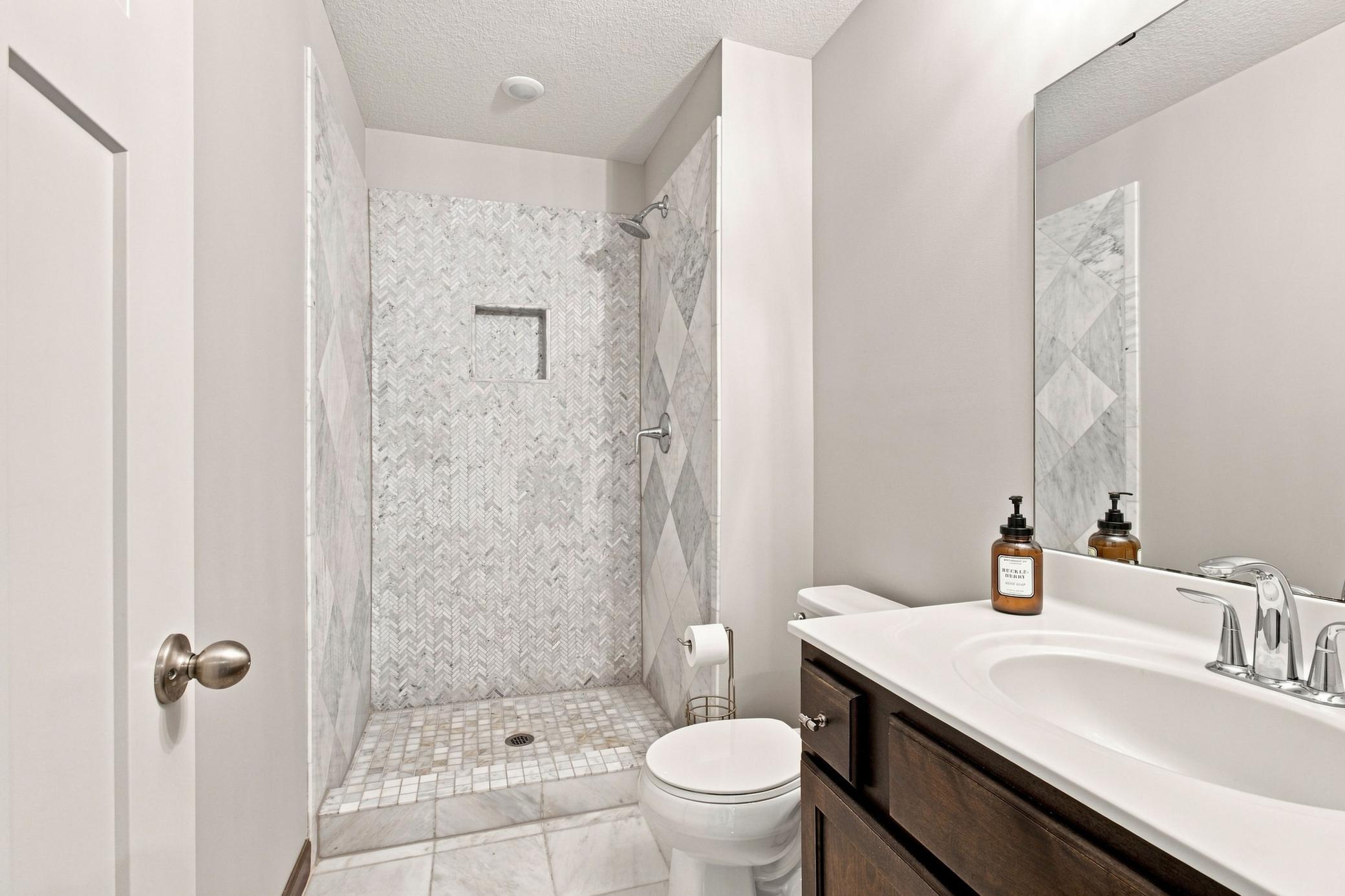 5118 Suntide Pass Property Photo 21