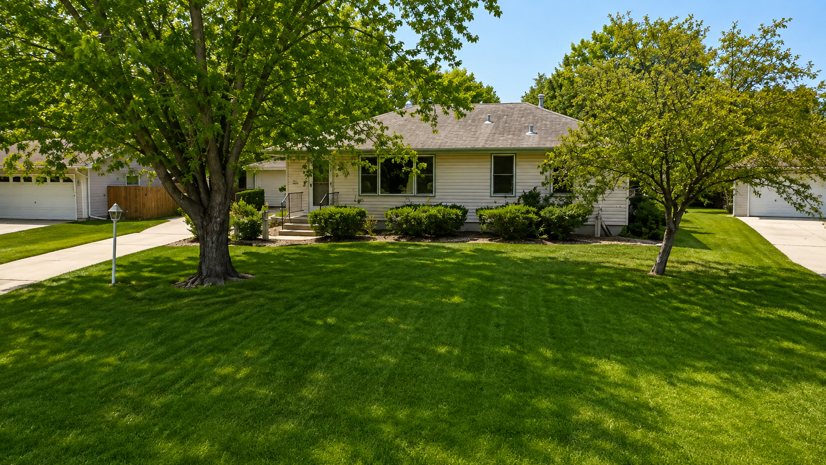 7925 Penn Avenue N Property Photo 4