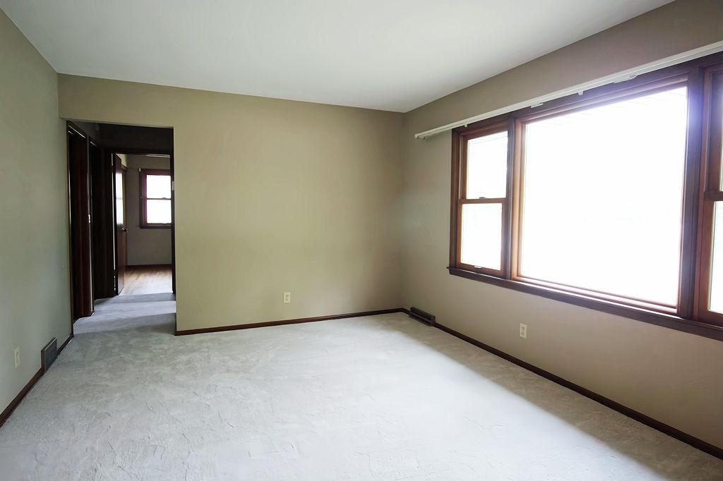 7925 Penn Avenue N Property Photo 18