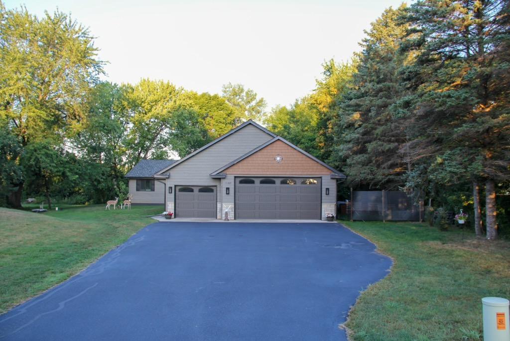 11489 Alcott Drive Property Photo 6