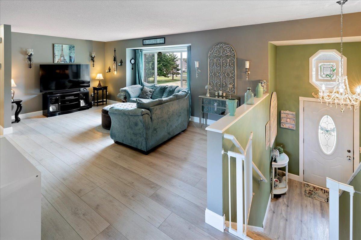 3488 Essen Road Ne Property Photo 7