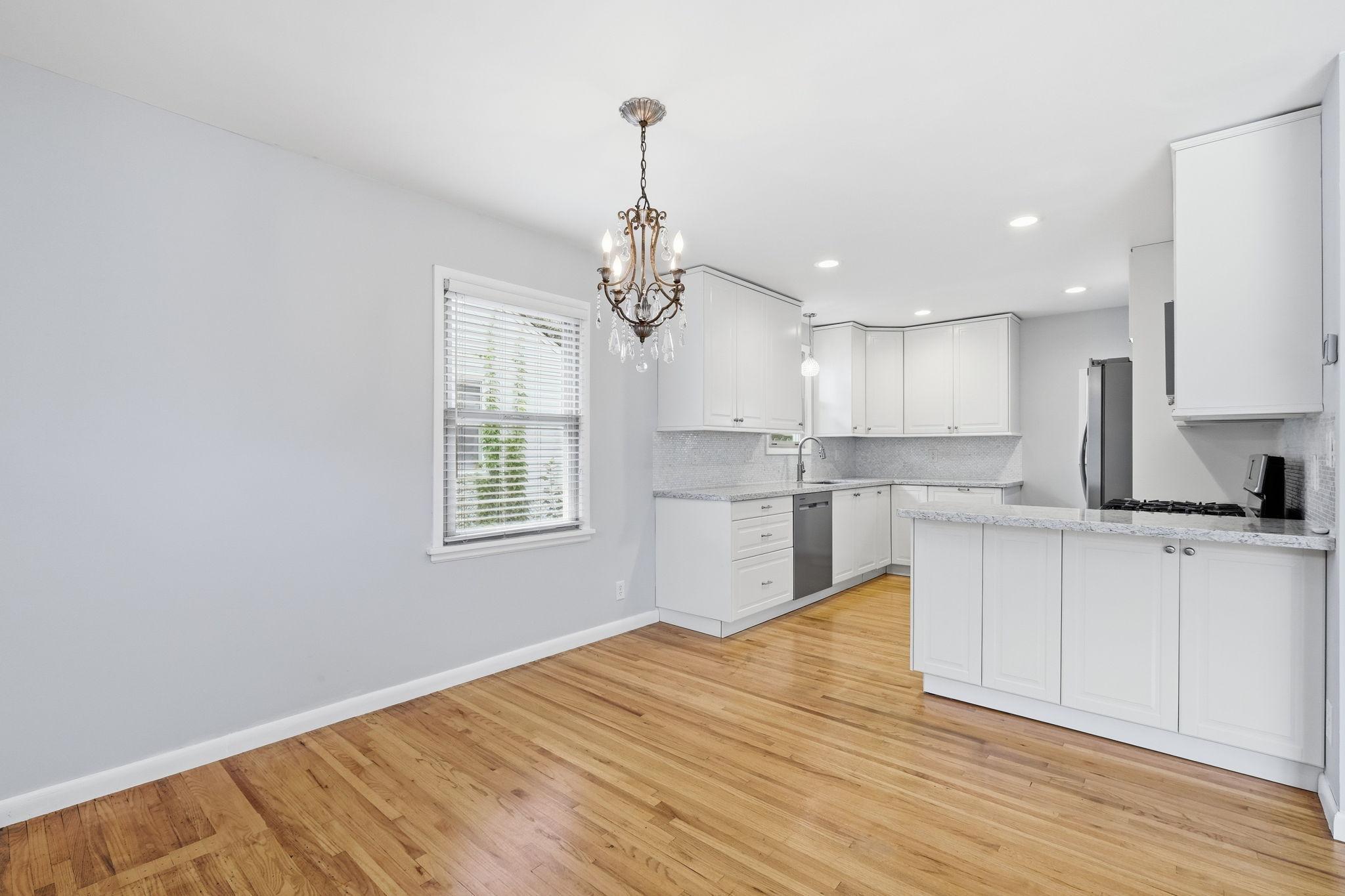 6820 Thomas Avenue S Property Photo 5