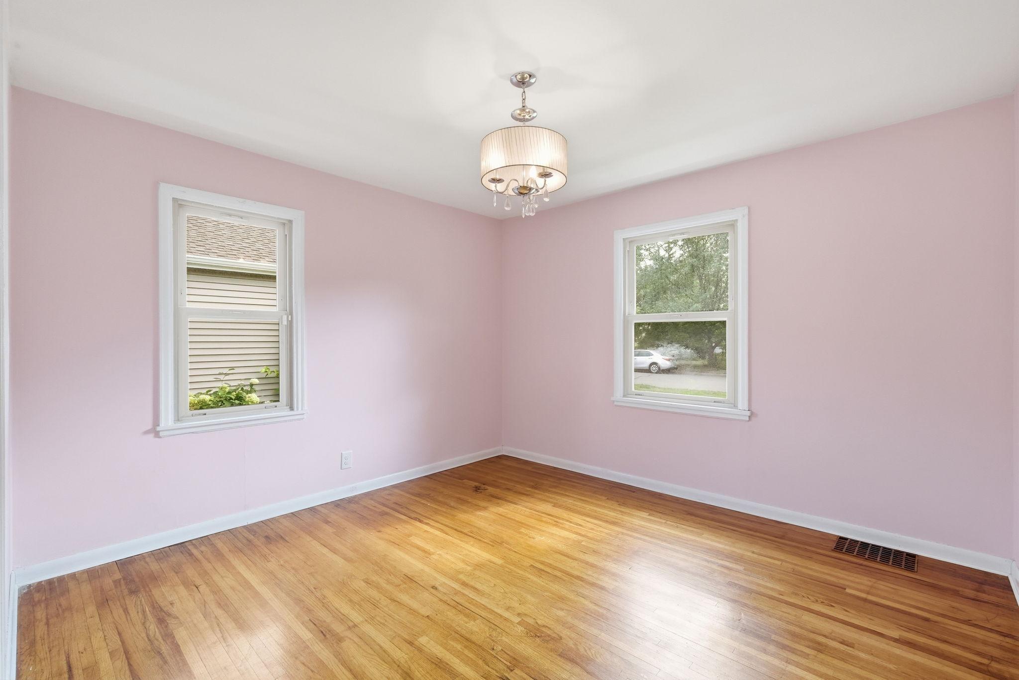 6820 Thomas Avenue S Property Photo 22