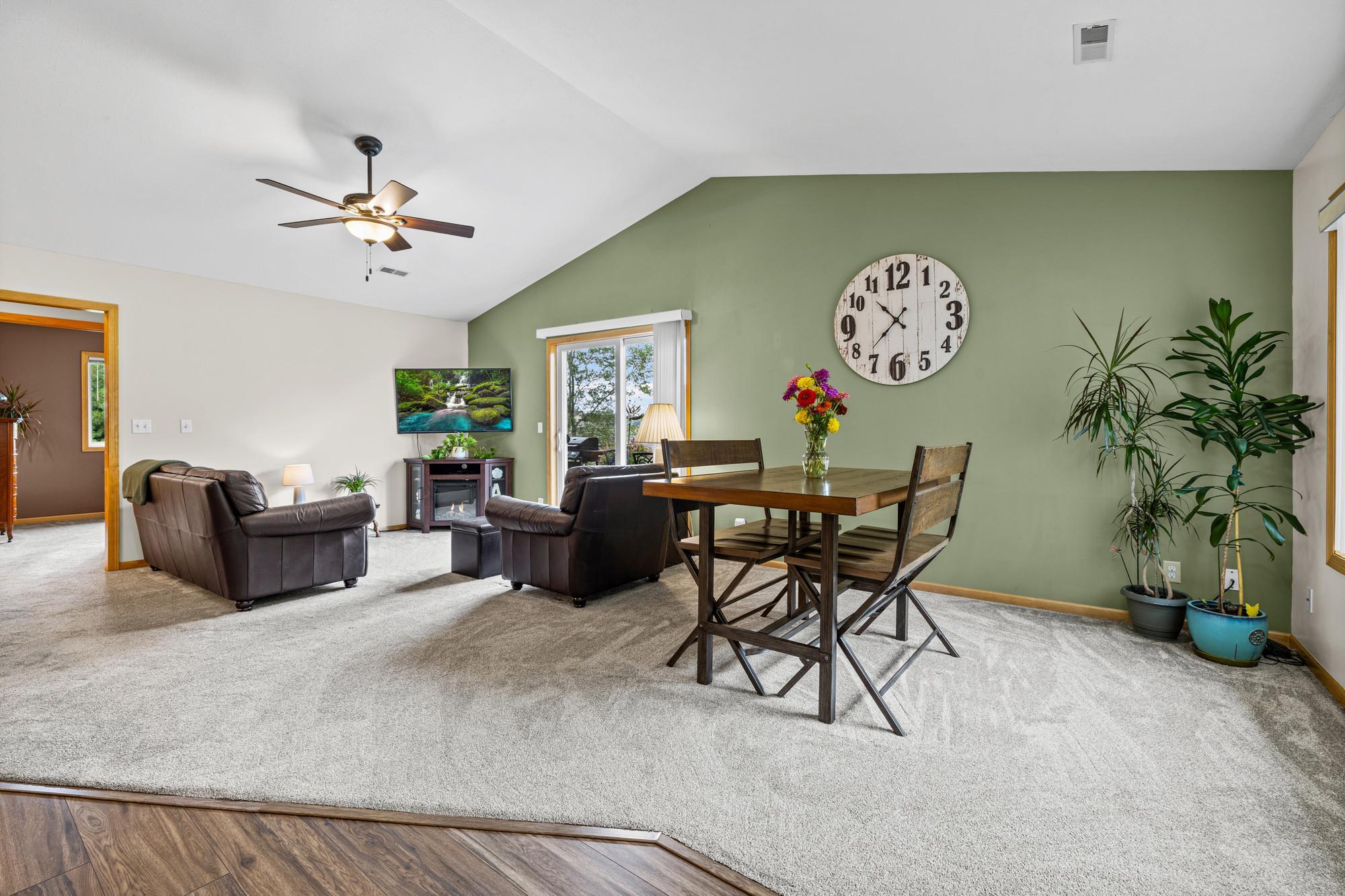 53 Meadowlark Lane Property Photo 7