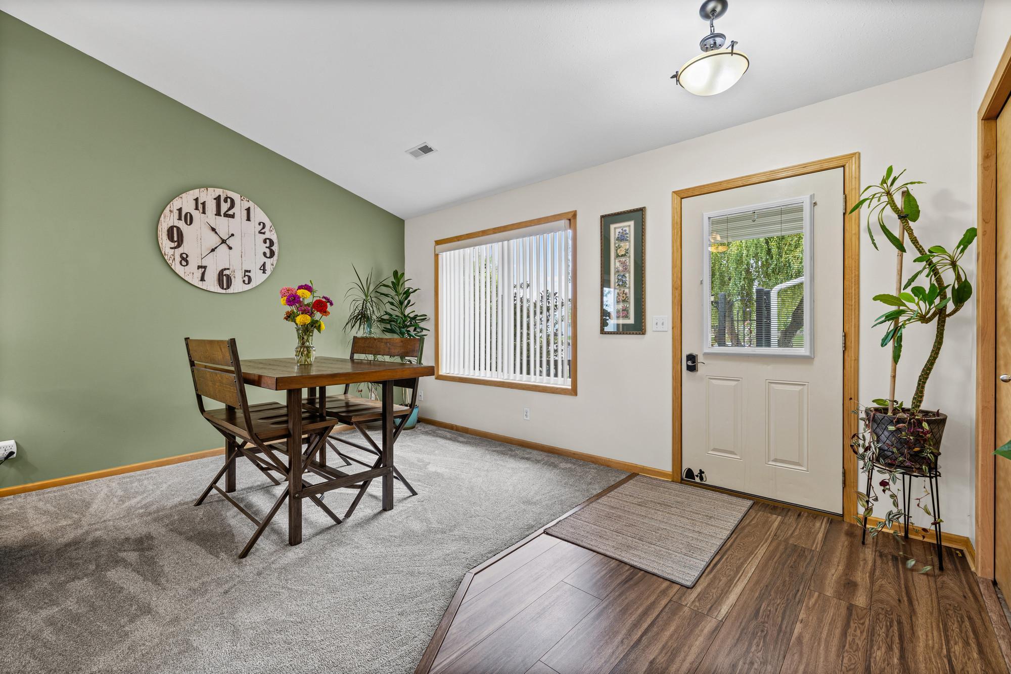 53 Meadowlark Lane Property Photo 8