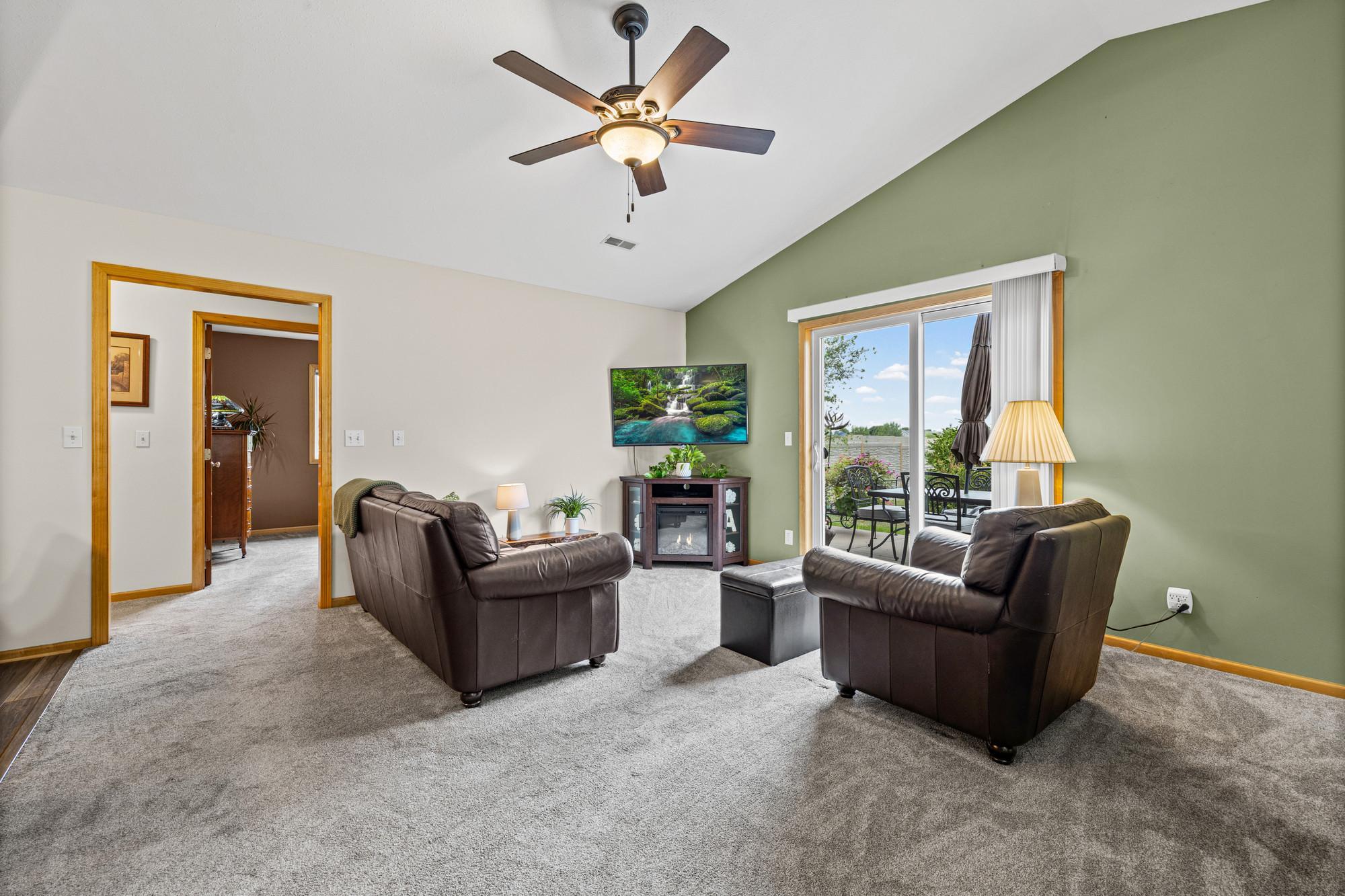 53 Meadowlark Lane Property Photo 10