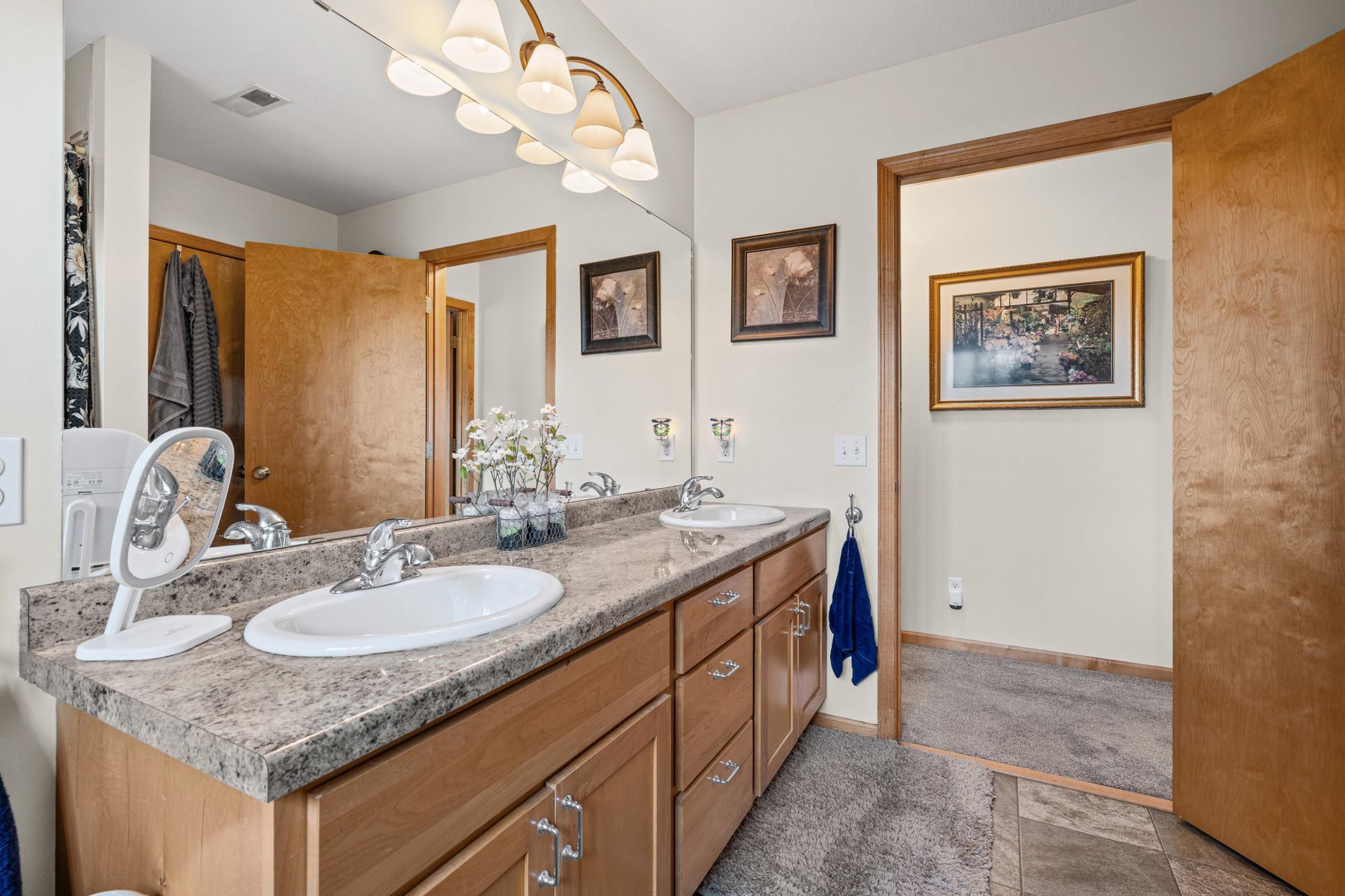 53 Meadowlark Lane Property Photo 28
