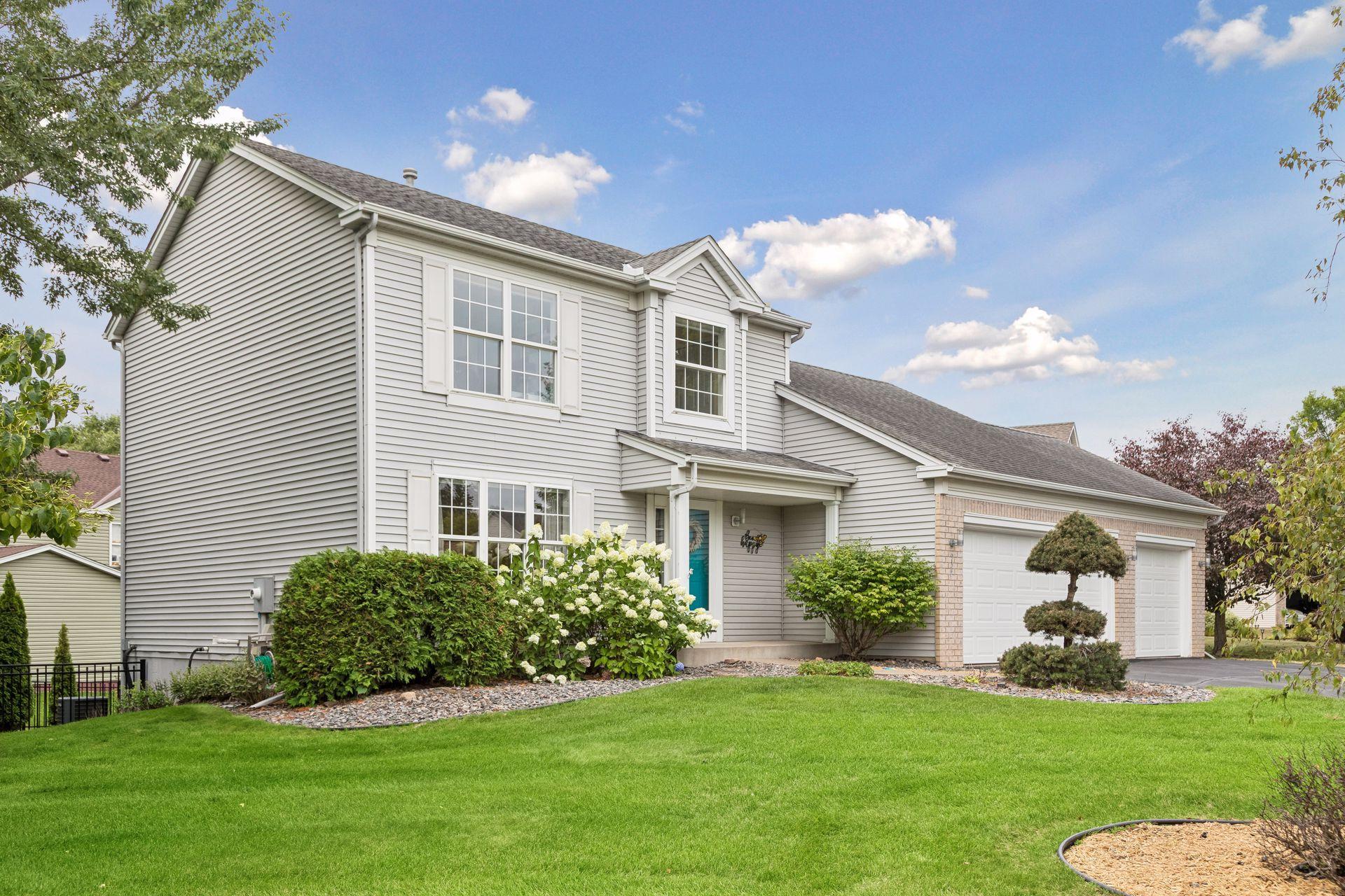 957 Lake Ridge Bay