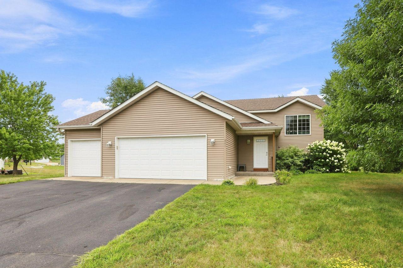 260 Chatter Circle Ne Property Photo 1