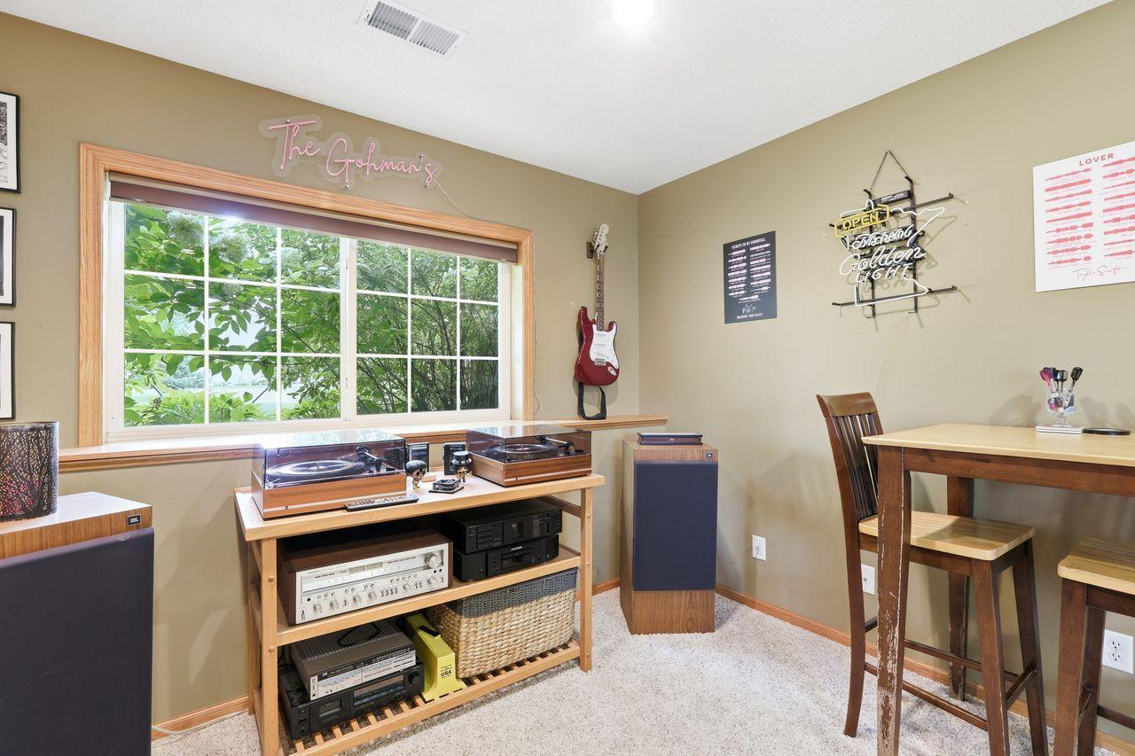 260 Chatter Circle Ne Property Photo 19