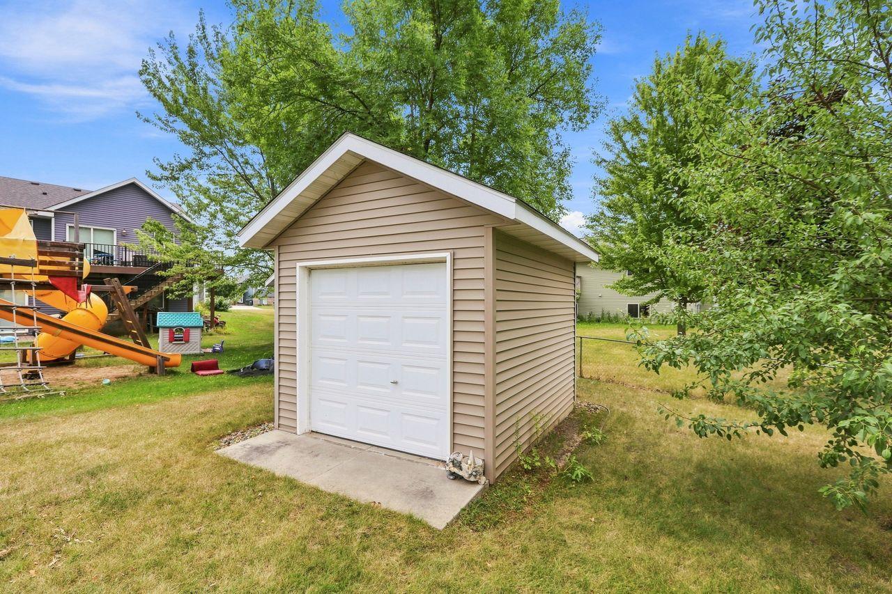 260 Chatter Circle Ne Property Photo 27