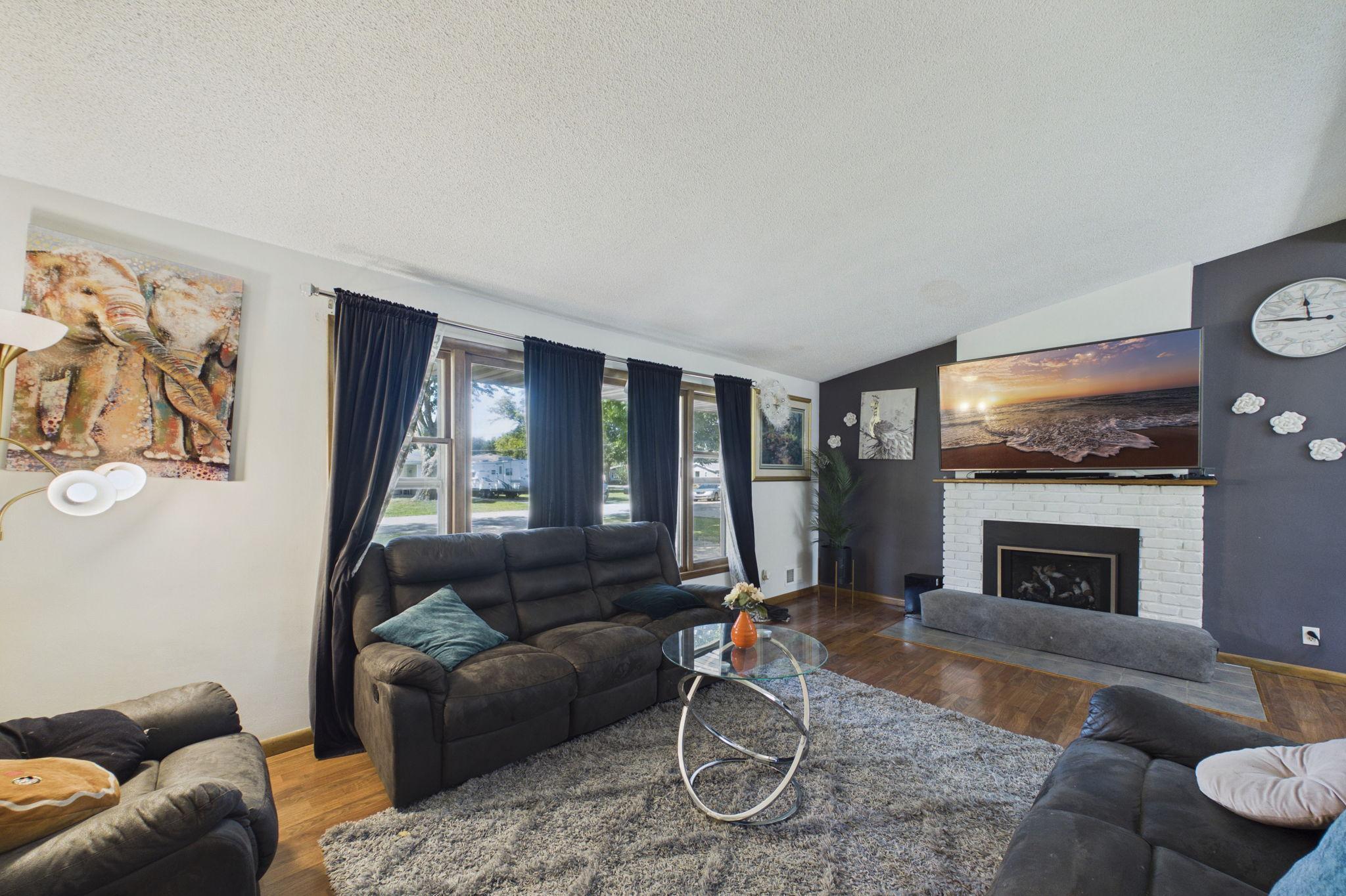 1506 Elm Street Property Photo 4