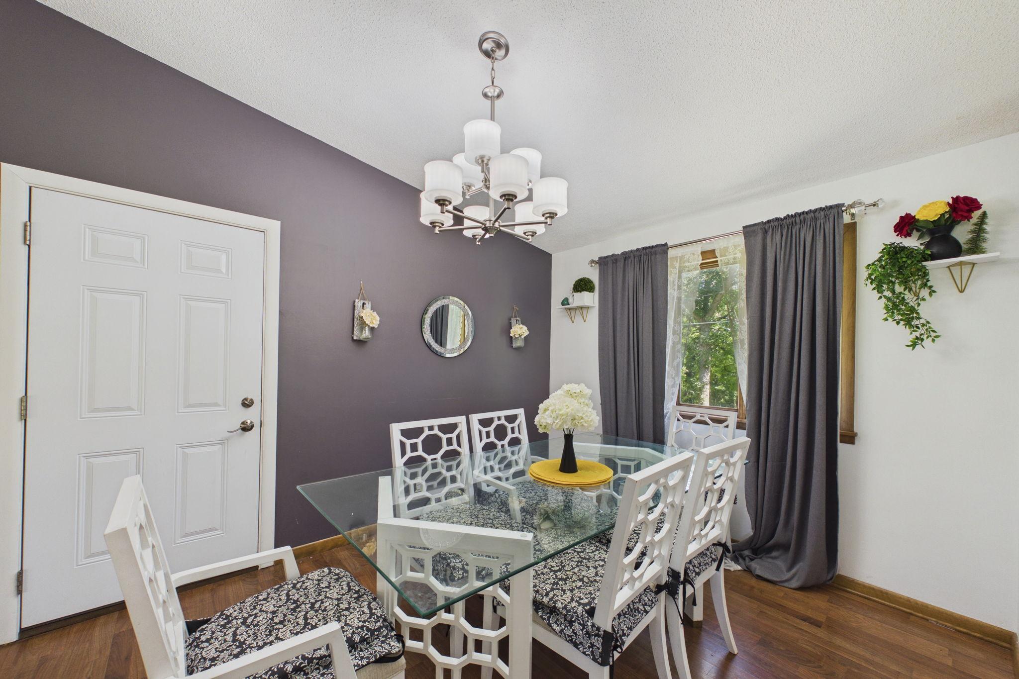 1506 Elm Street Property Photo 5