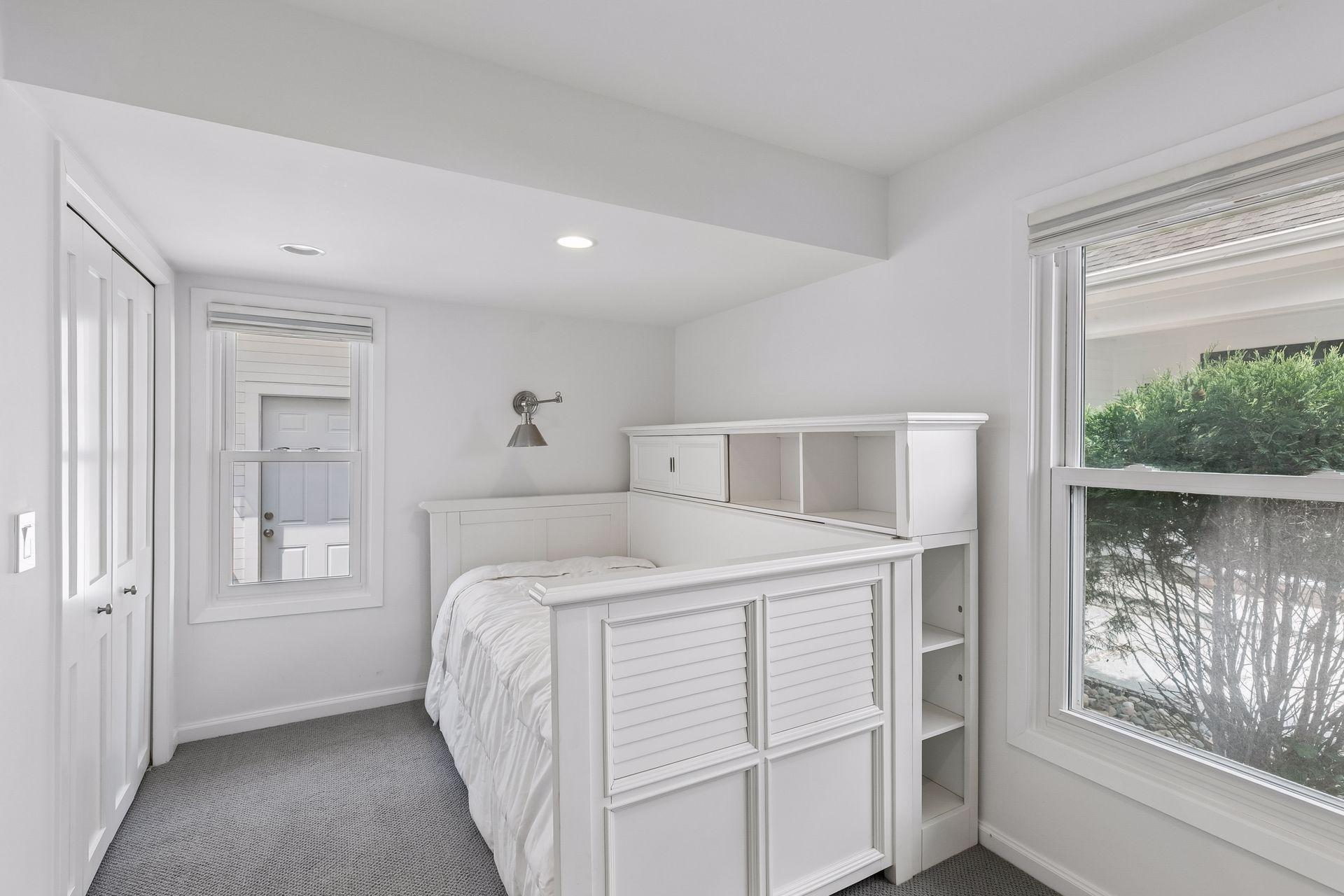 55 W Point Avenue Property Photo 24