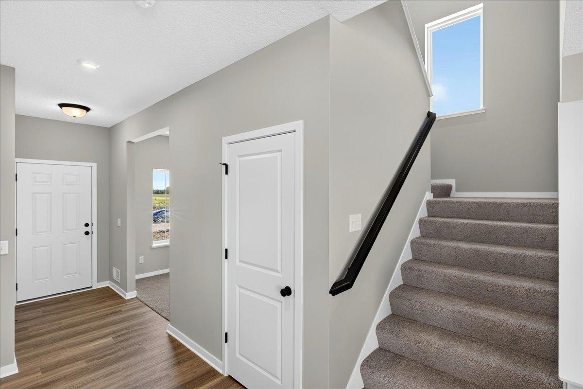901 Misty Meadow Boulevard Property Photo 3